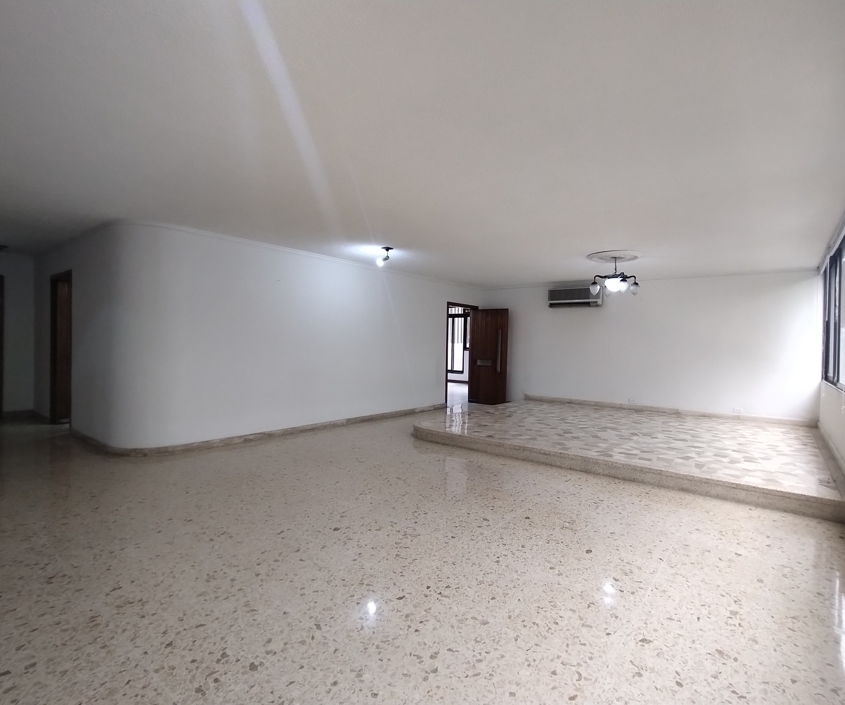 Apartamento en arriendo en Altos Del Prado, Barranquilla · foto 2 de 20