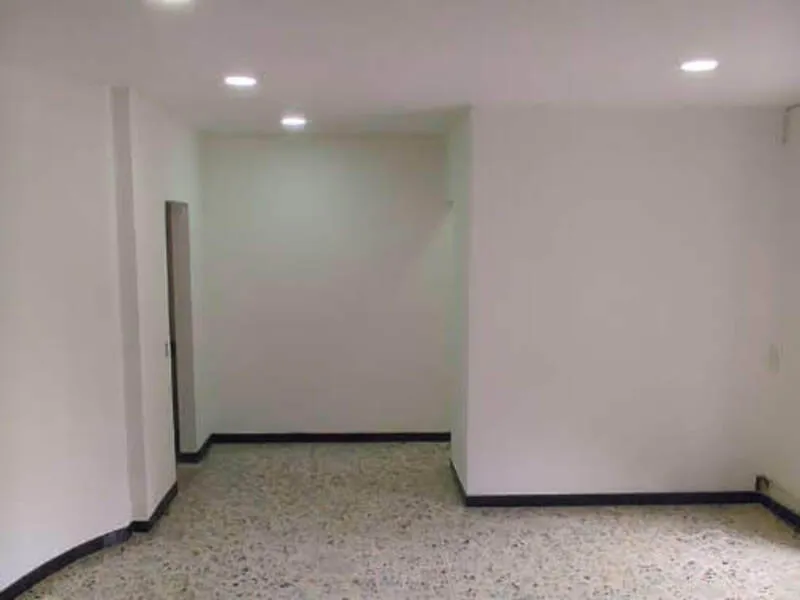 Local en arriendo en Las Palmas, Medellín, 90 m² · foto 2 de 6