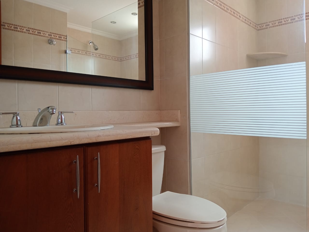 Apartamento de 3 alcobas en venta en Las Acacias, Medellín, 147 m² · foto 17 de 18