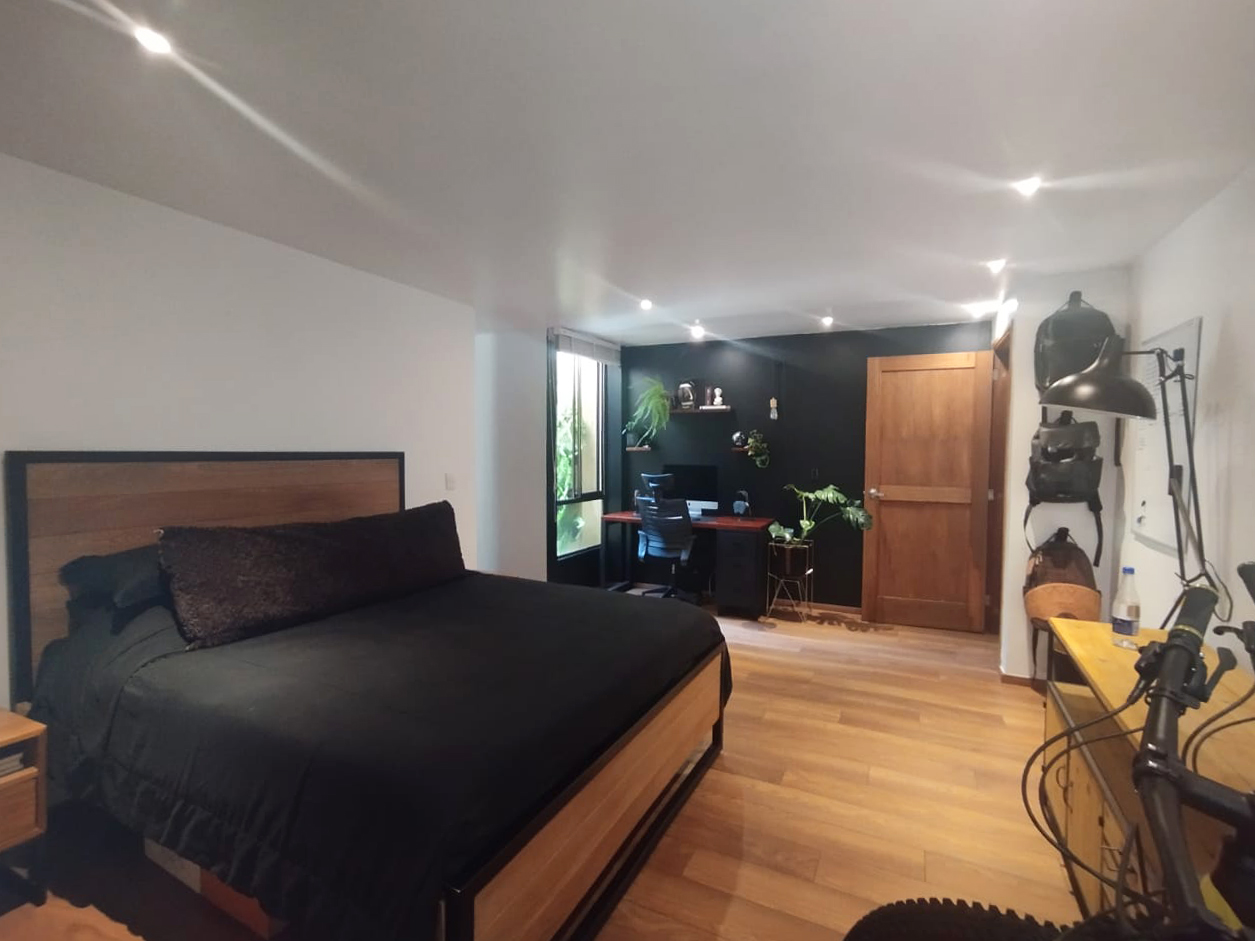 Apartamento en arriendo en Altos Del Poblado, Medellín · foto 15 de 17
