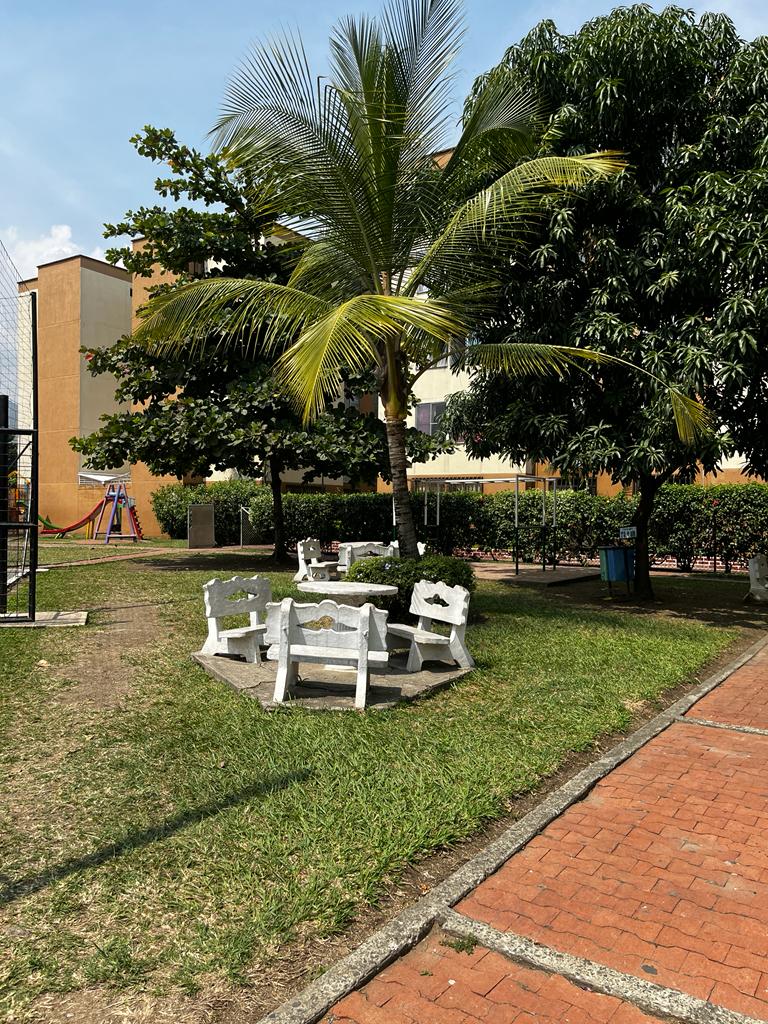 Apartamento de 3 alcobas en venta en Brisas De Los Alamos, Yumbo, 55 m² · foto 13 de 16