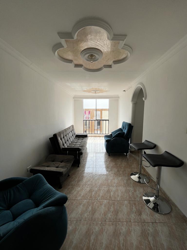 Apartamento de 3 alcobas en venta en Brisas De Los Alamos, Yumbo, 55 m² · foto 2 de 16