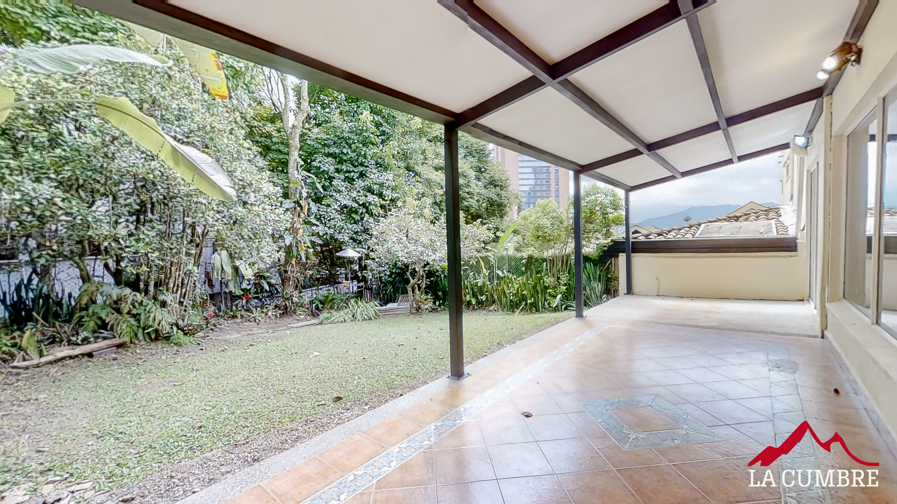 Casa de 3 alcobas en arriendo en El Tesoro, Medellín, 150 m² · foto 14 de 16