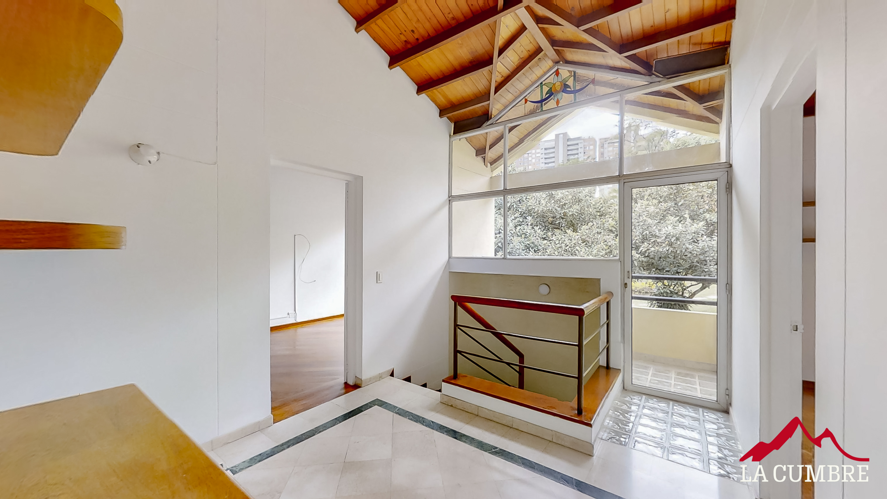 Casa de 3 alcobas en arriendo en El Tesoro, Medellín, 150 m² · foto 7 de 16