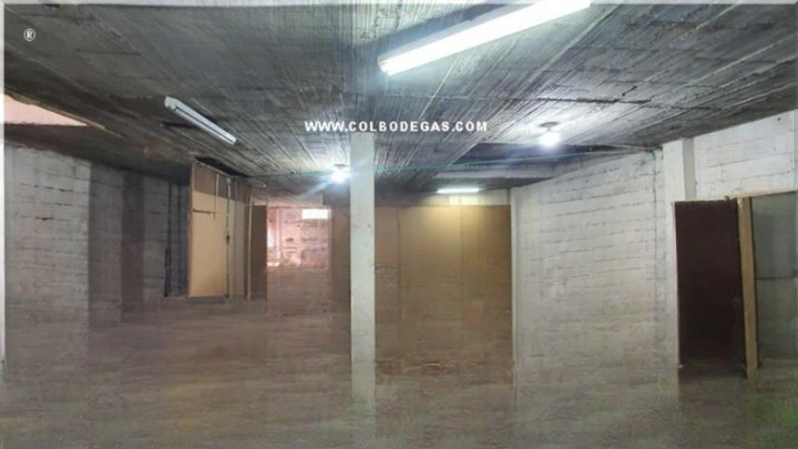 Bodega en venta en San Jorge, Dosquebradas, 380 m² · foto 17 de 24