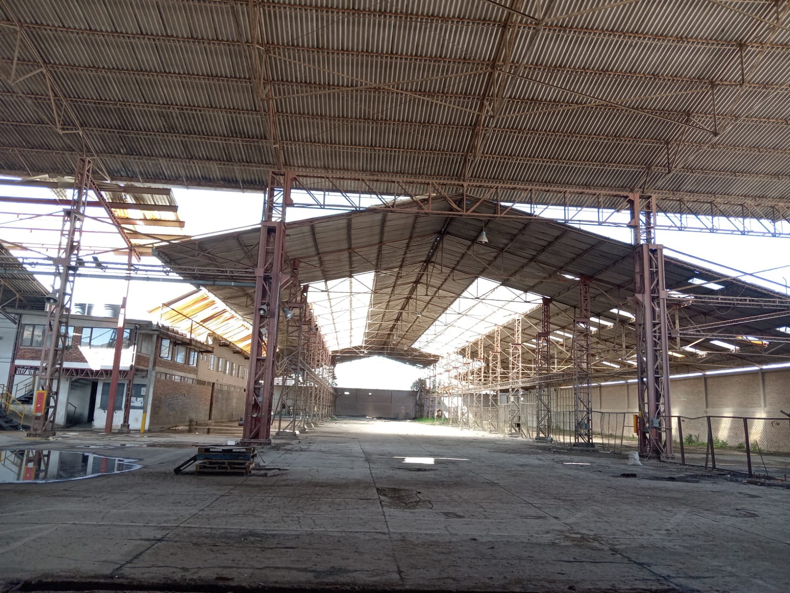 Bodega en venta en Lagos De Malibu, Soacha · foto 2 de 10