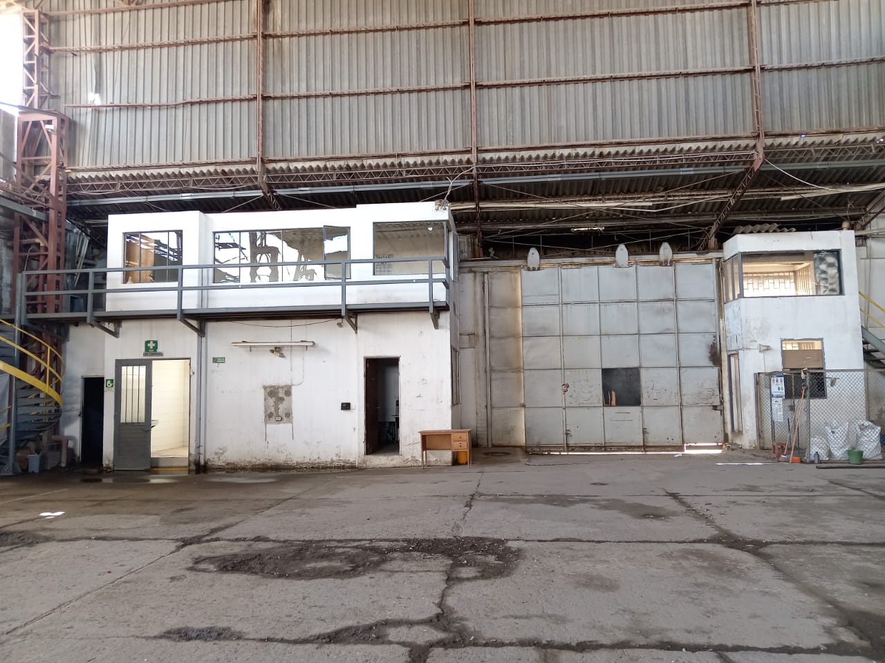 Bodega en venta en Lagos De Malibu, Soacha · foto 5 de 10