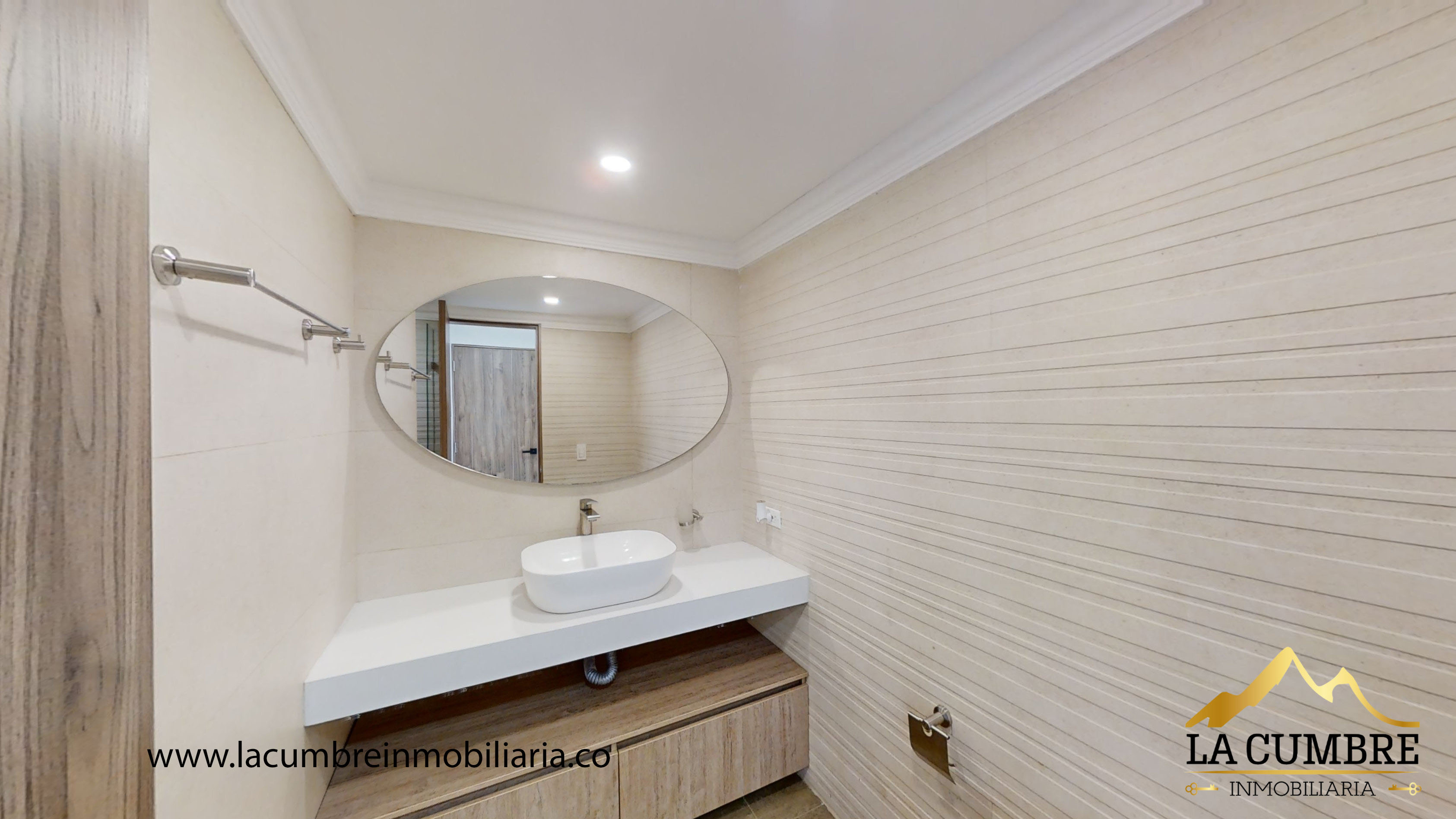 Apartamento de 3 alcobas en venta en Patio Bonito, Medellín, 256 m² · foto 18 de 19