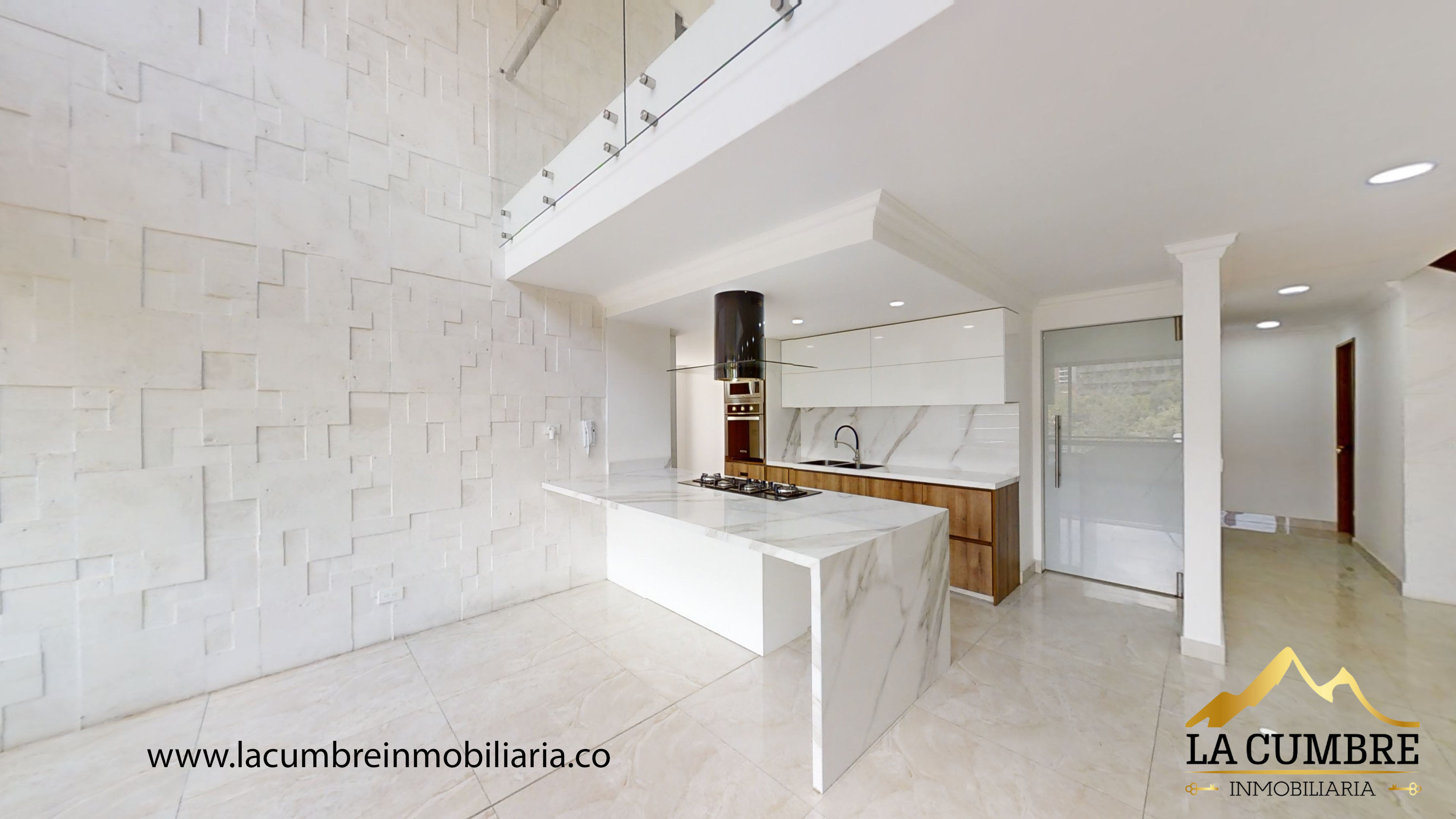 Apartamento de 3 alcobas en venta en Patio Bonito, Medellín, 256 m² · foto 2 de 19