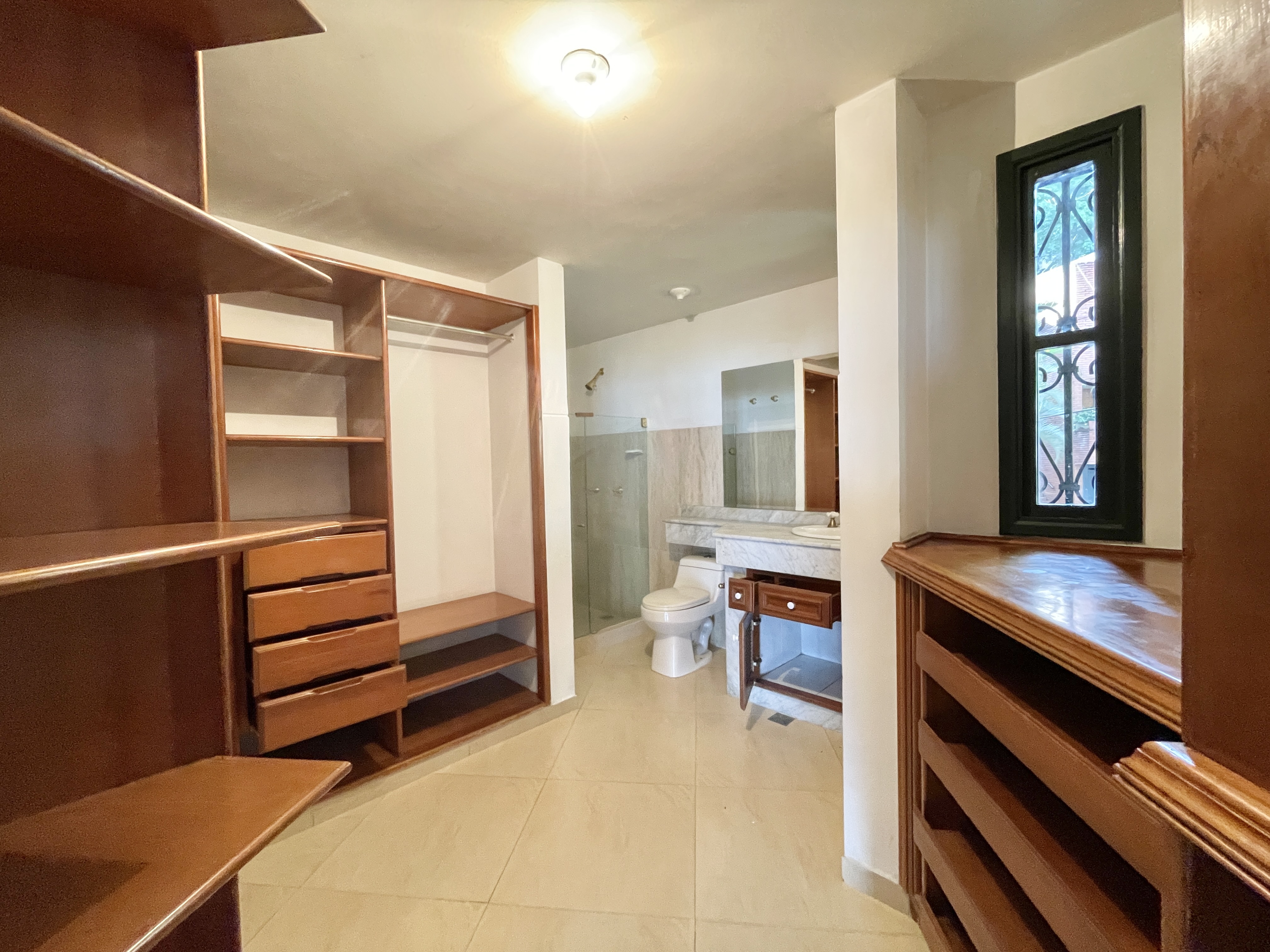 Apartamento de 3 alcobas en venta en Bellavista, Cali, 119 m² · foto 11 de 24