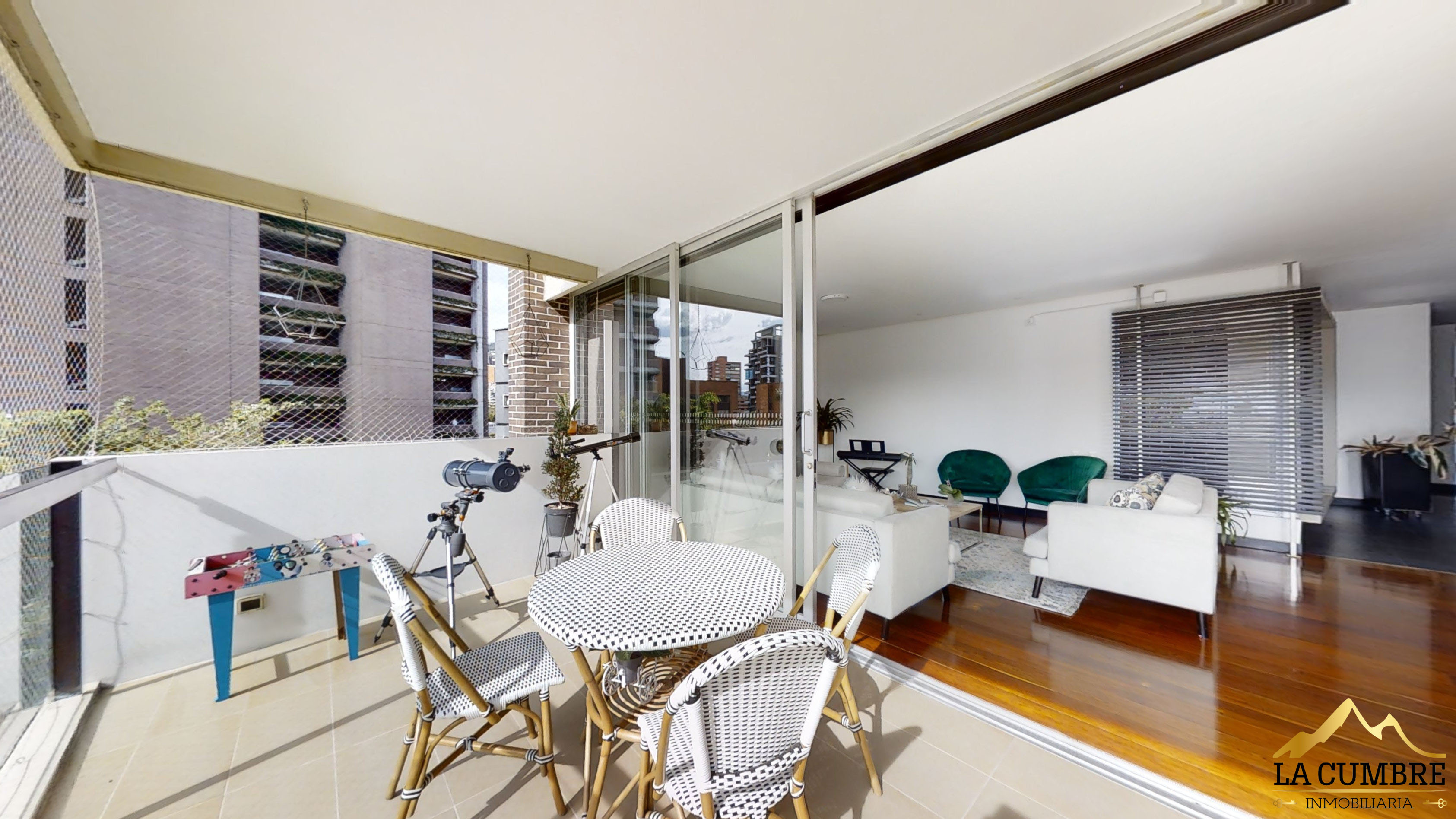 Apartamento en venta en El Poblado, Medellín · foto 3 de 12