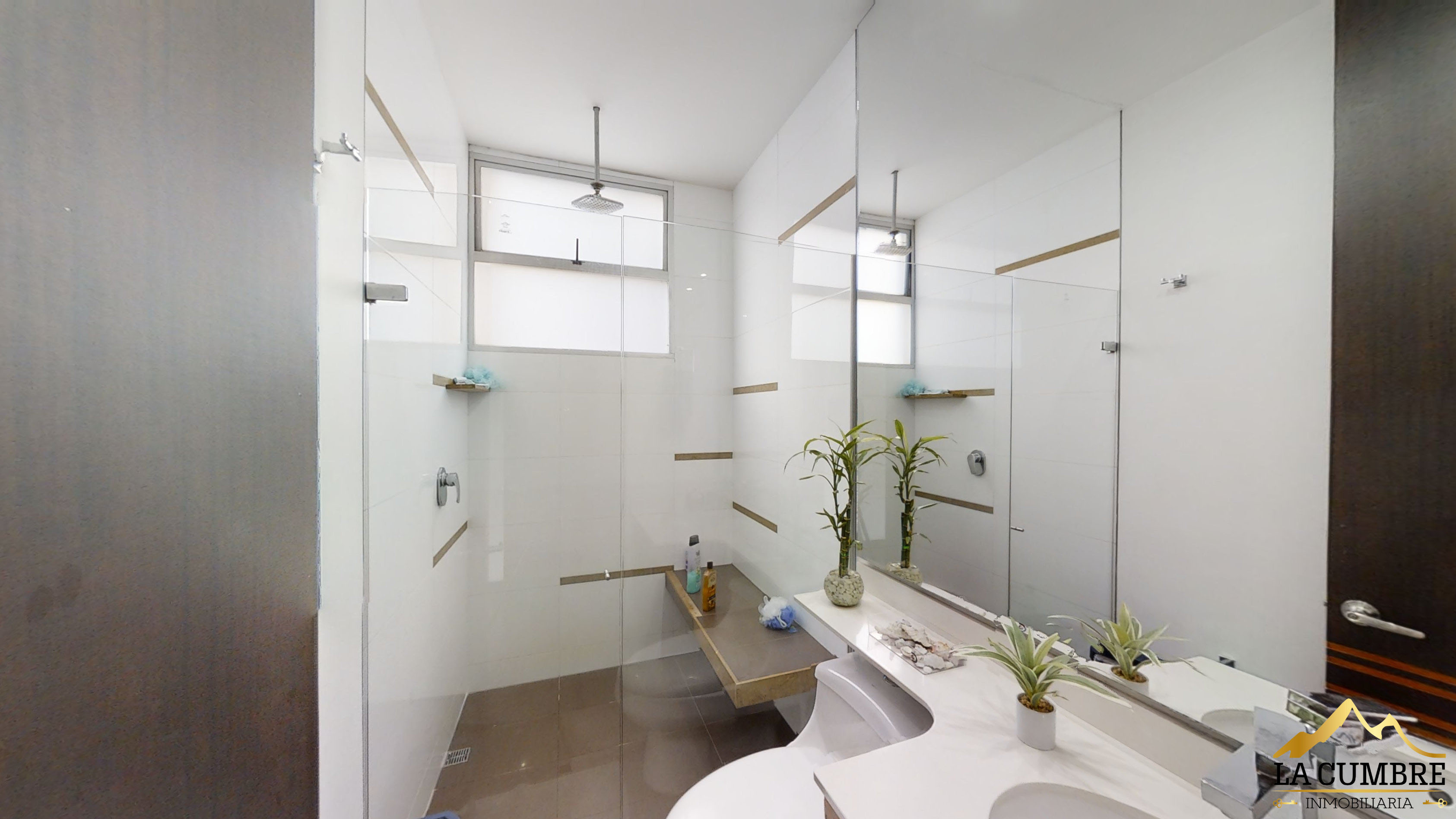 Apartamento en venta en El Poblado, Medellín · foto 9 de 12