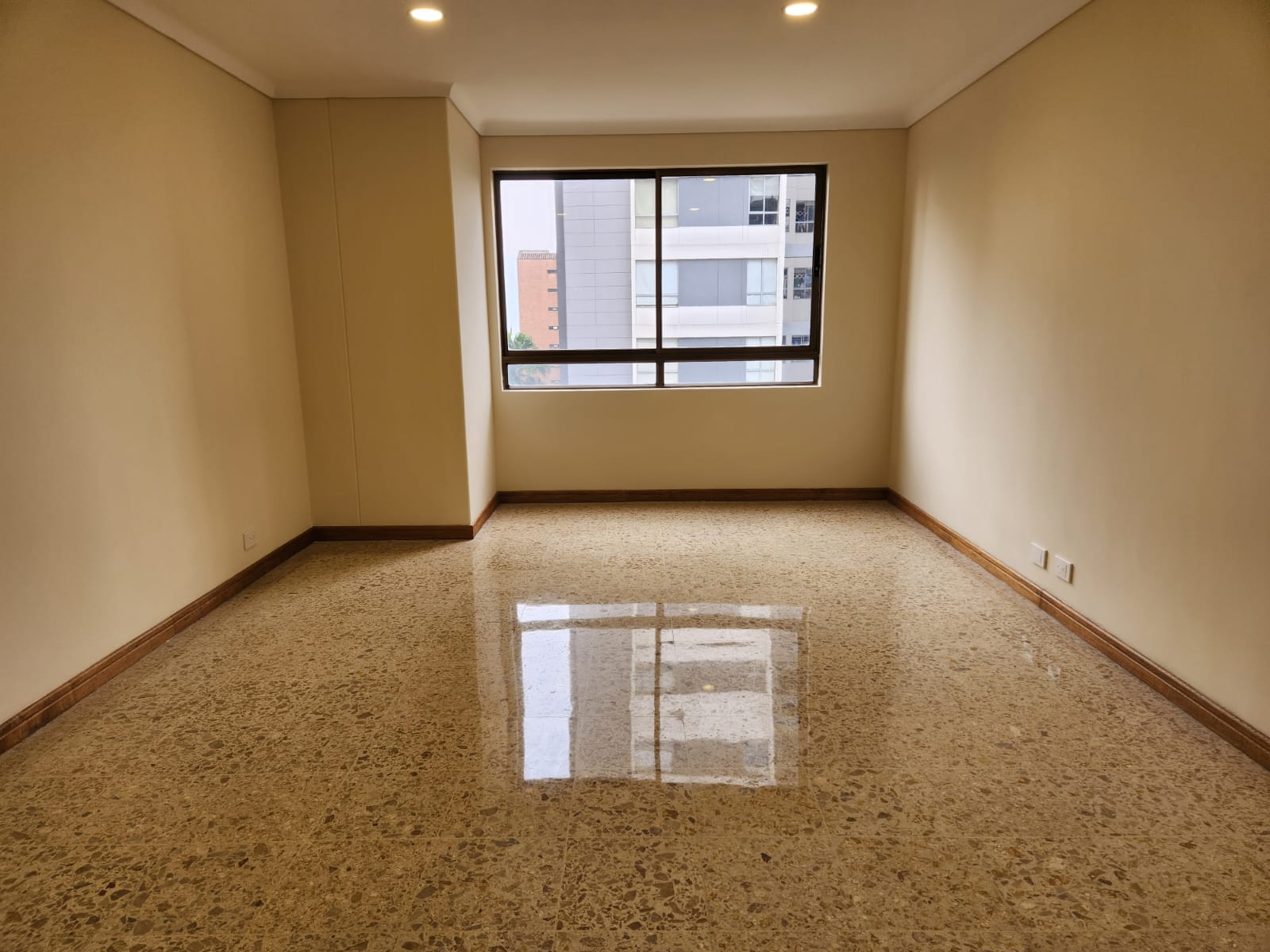 Apartamento en venta en Castropol, Medellín · foto 17 de 24