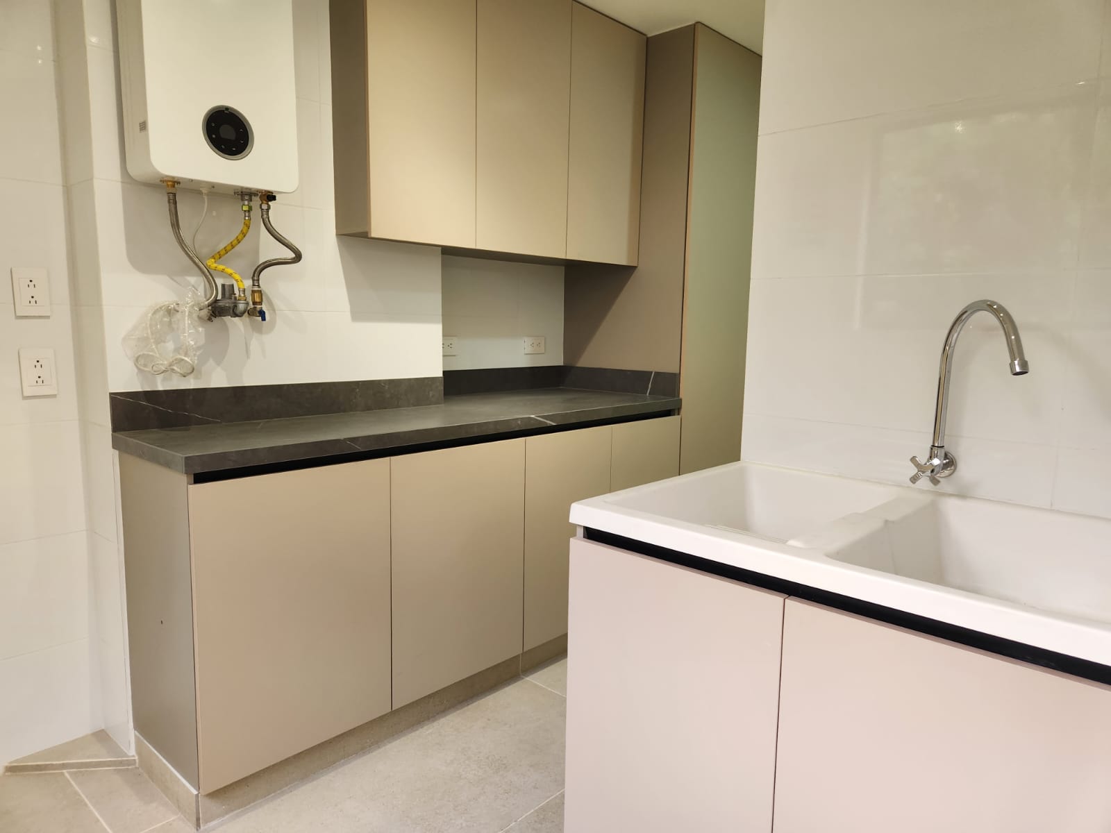 Apartamento en venta en Castropol, Medellín · foto 7 de 24