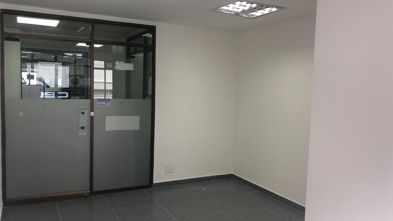 Oficina en venta en Sector Plaza De Bolivar, Pereira, 40 m² · foto 11 de 16