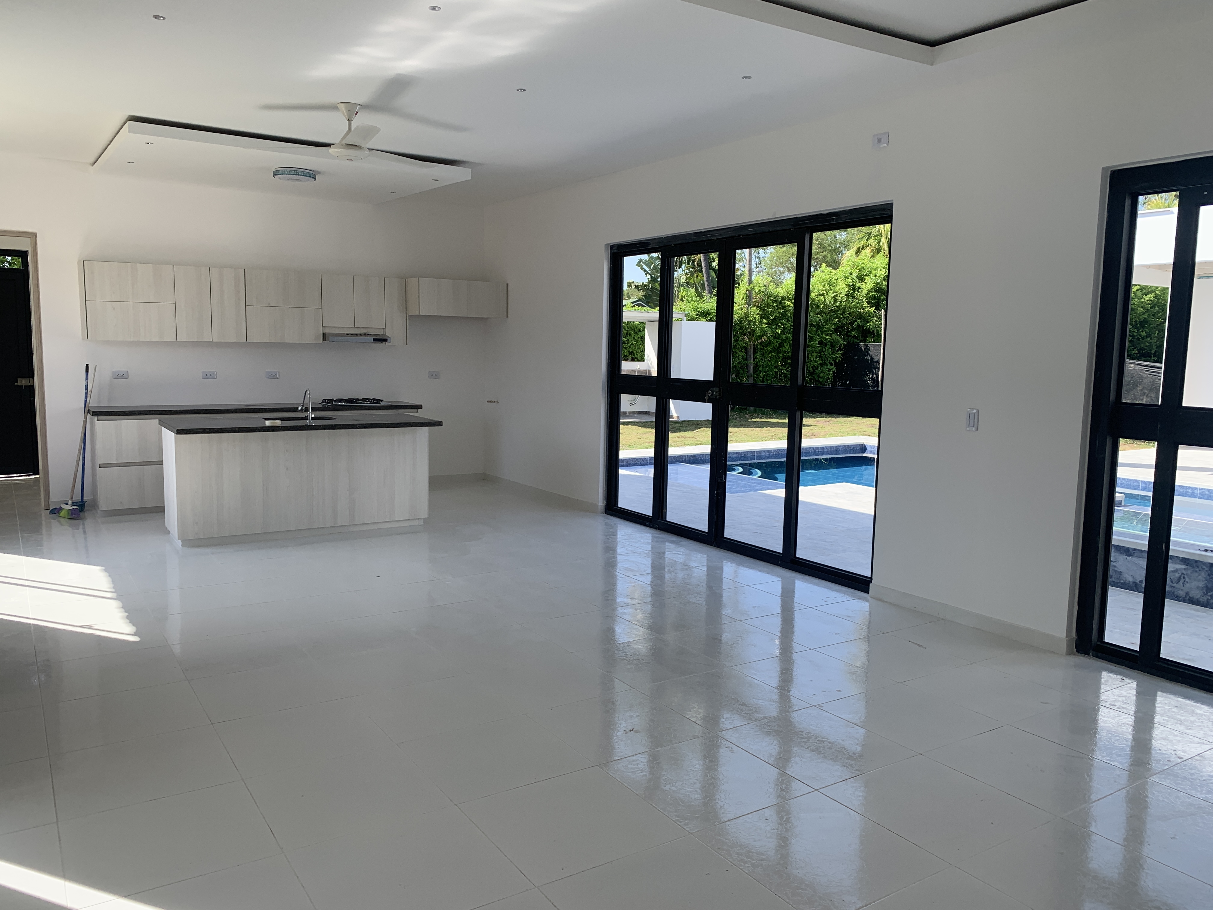 Casa de 3 alcobas en venta en Las Palmas, Ricaurte, 280 m² · foto 14 de 24