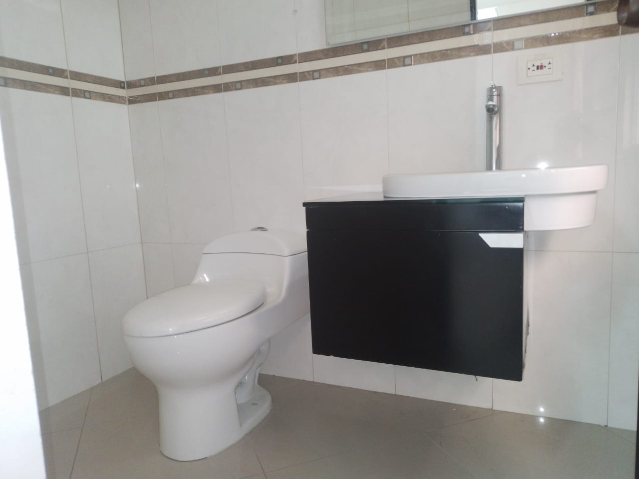 Bodega en arriendo en El Poblado, Medellín, 160 m² · foto 14 de 15