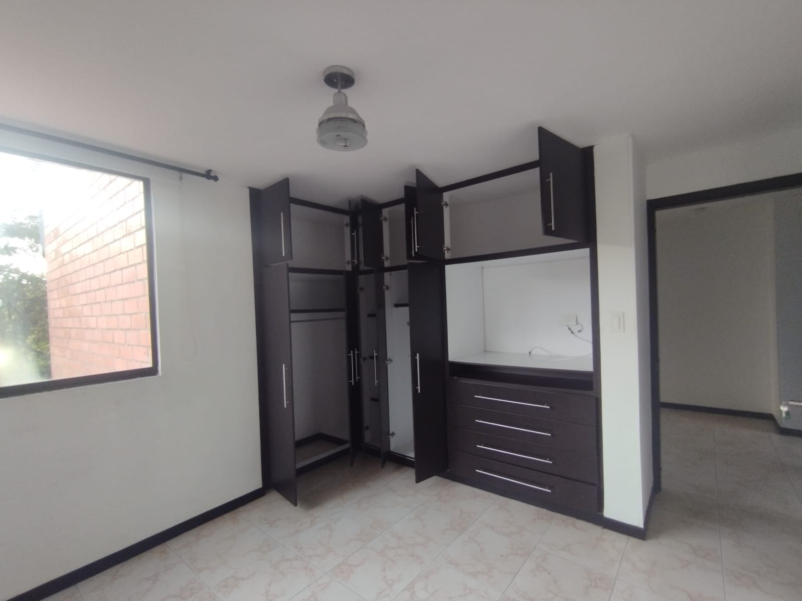 Apartamento en arriendo en Los Alamos, Pereira · foto 8 de 16