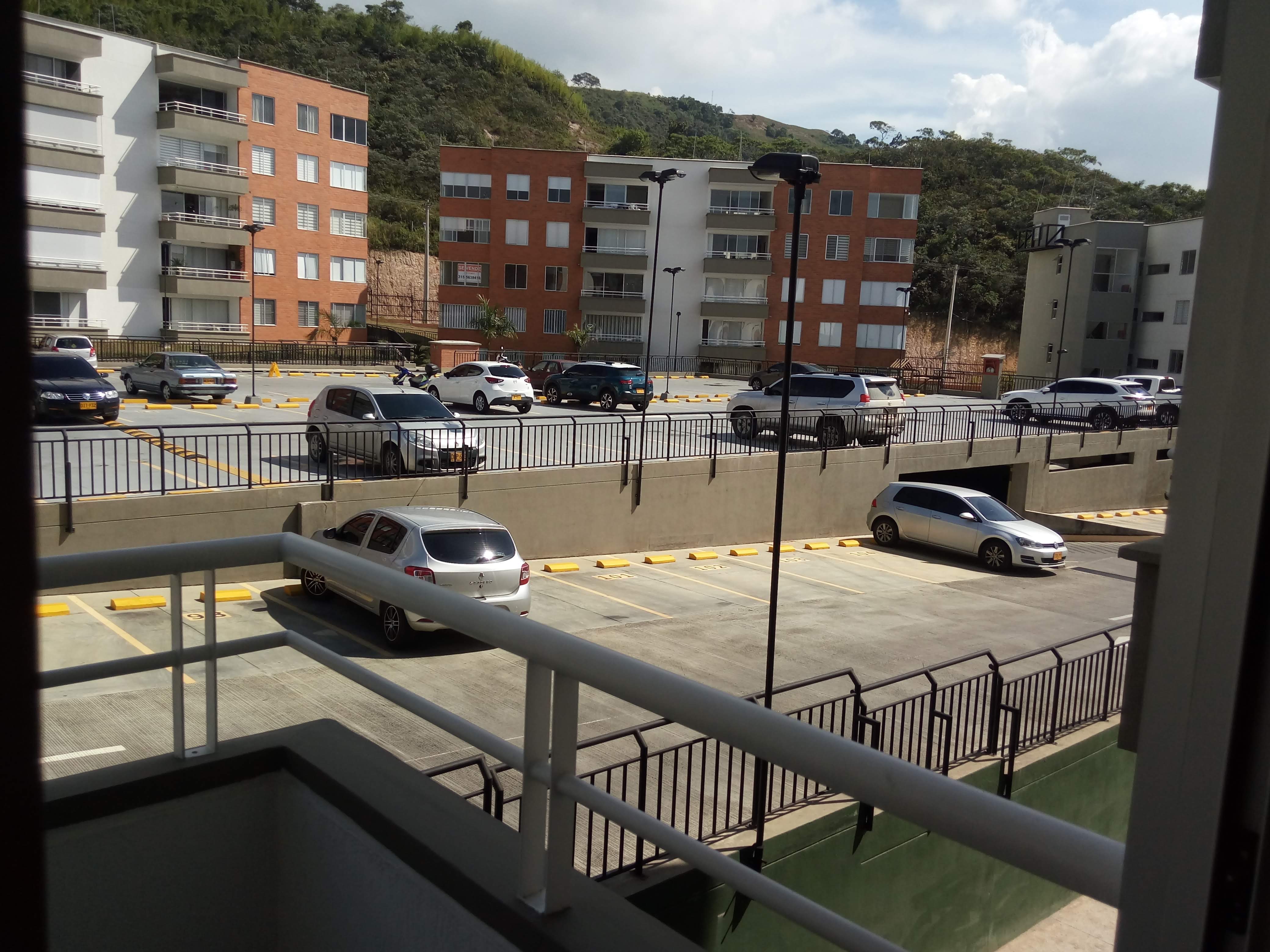 Apartamento de 2 alcobas en venta en Bellavista, Cali, 90 m² · foto 13 de 18