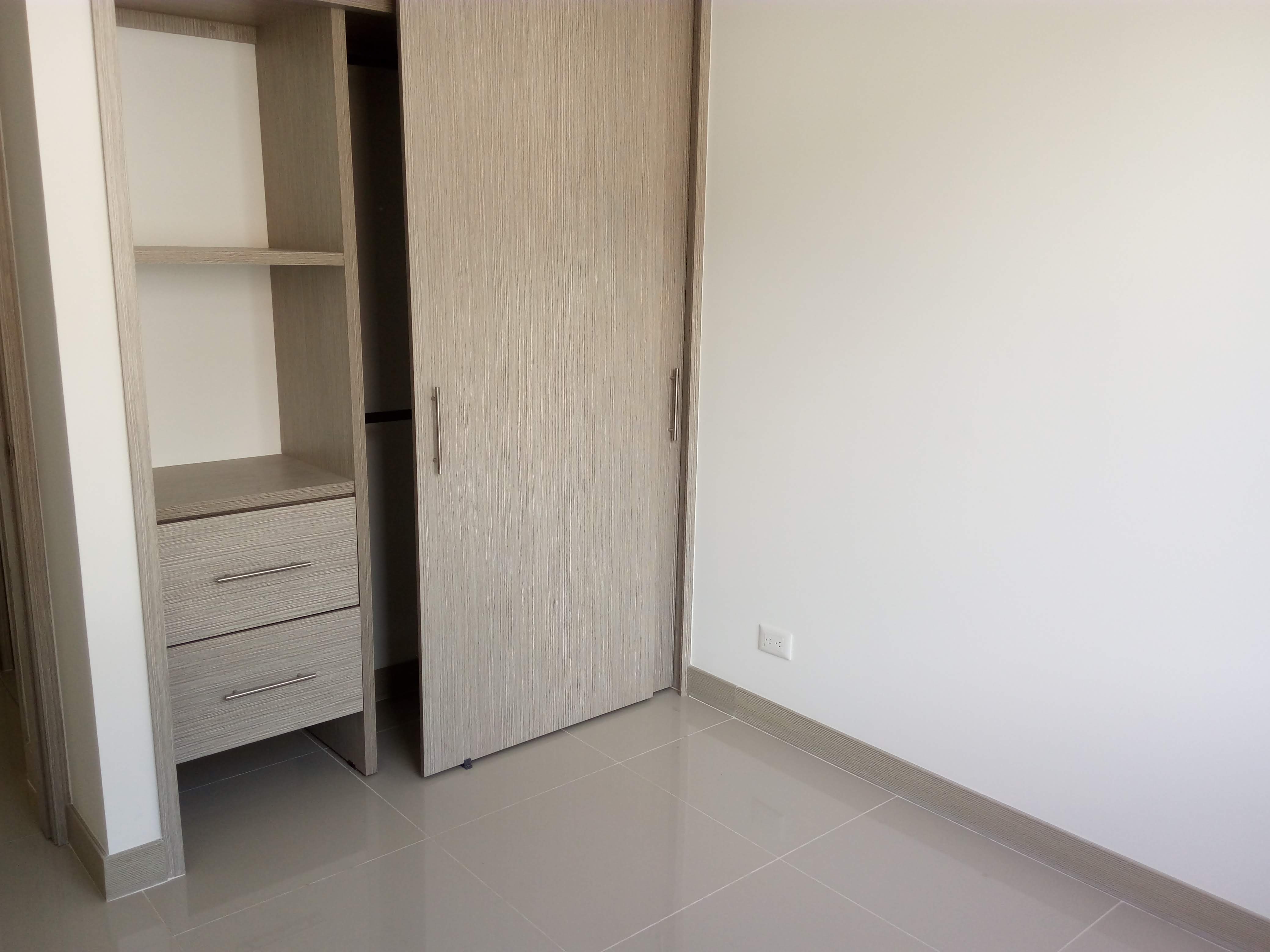 Apartamento de 2 alcobas en venta en Bellavista, Cali, 90 m² · foto 9 de 18