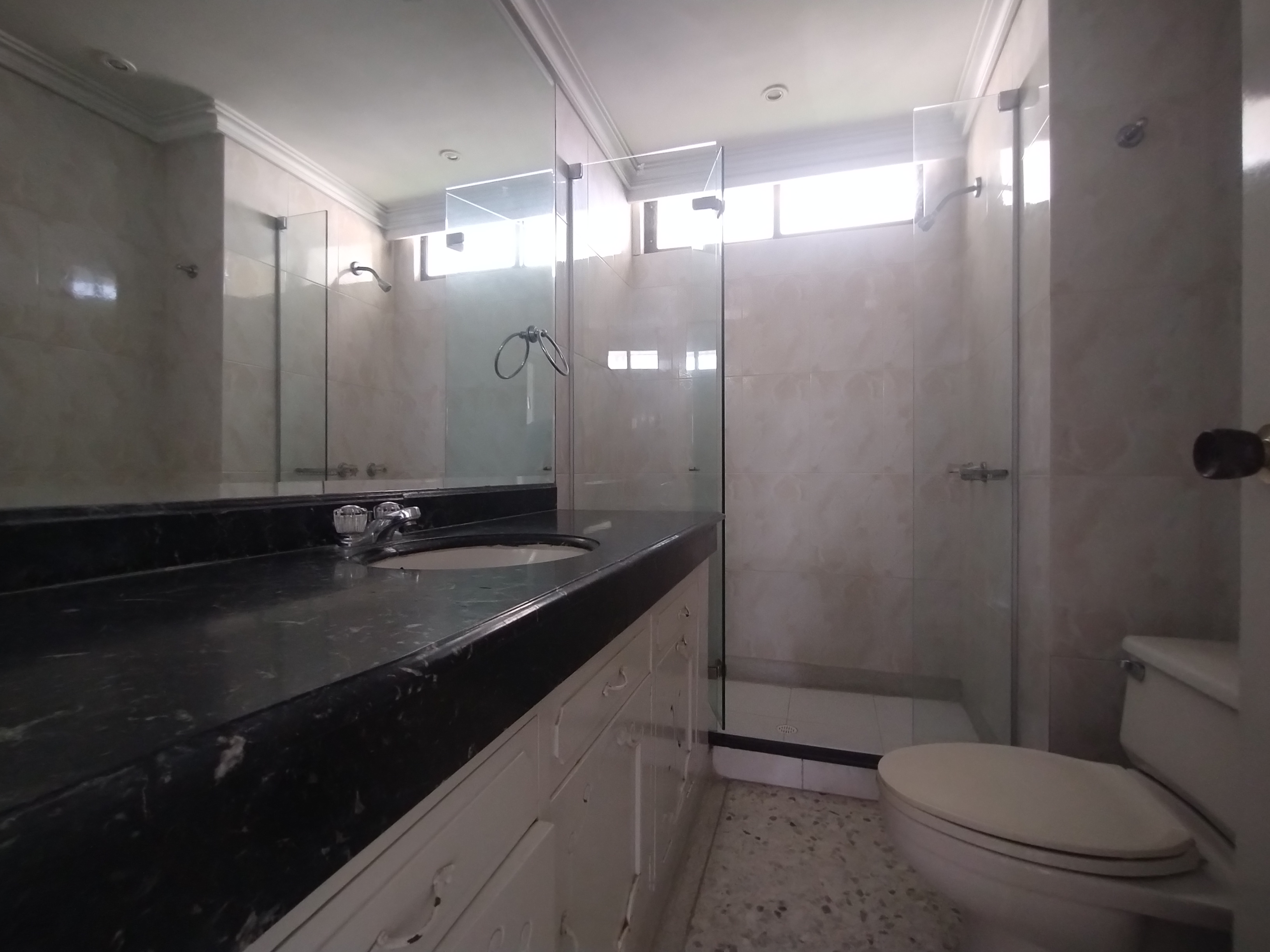 Apartamento de 3 alcobas en venta en Altos Del Prado, Barranquilla, 247 m² · foto 16 de 20