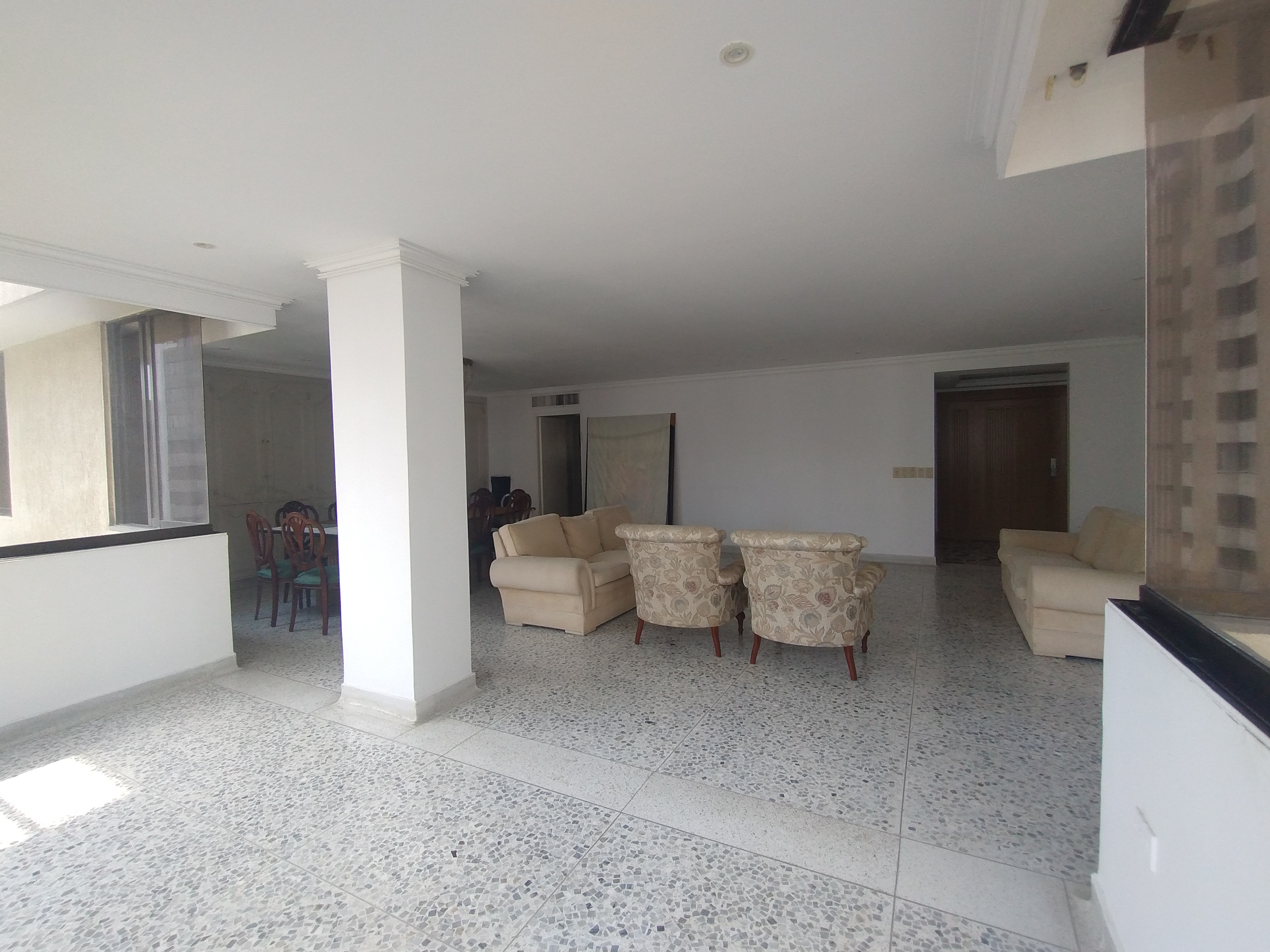 Apartamento de 3 alcobas en venta en Altos Del Prado, Barranquilla, 247 m² · foto 3 de 20