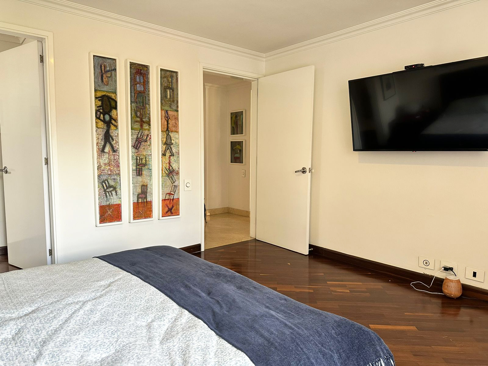Apartamento de 3 alcobas en venta en Castropol, Medellín, 175 m² · foto 11 de 16