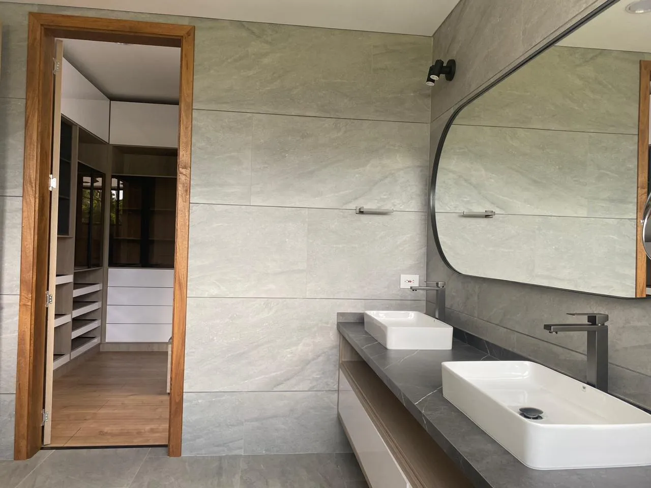 Casa de 4 alcobas en venta en Llano Grande, Rionegro, 700 m² · foto 14 de 20