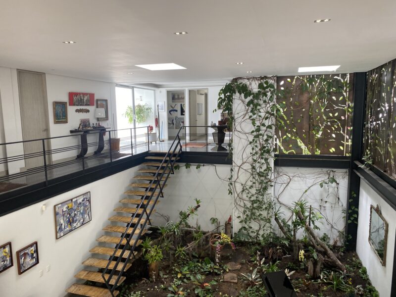 Casa de 3 alcobas en venta en Aguacatal, Cali, 1007 m² · foto 2 de 8