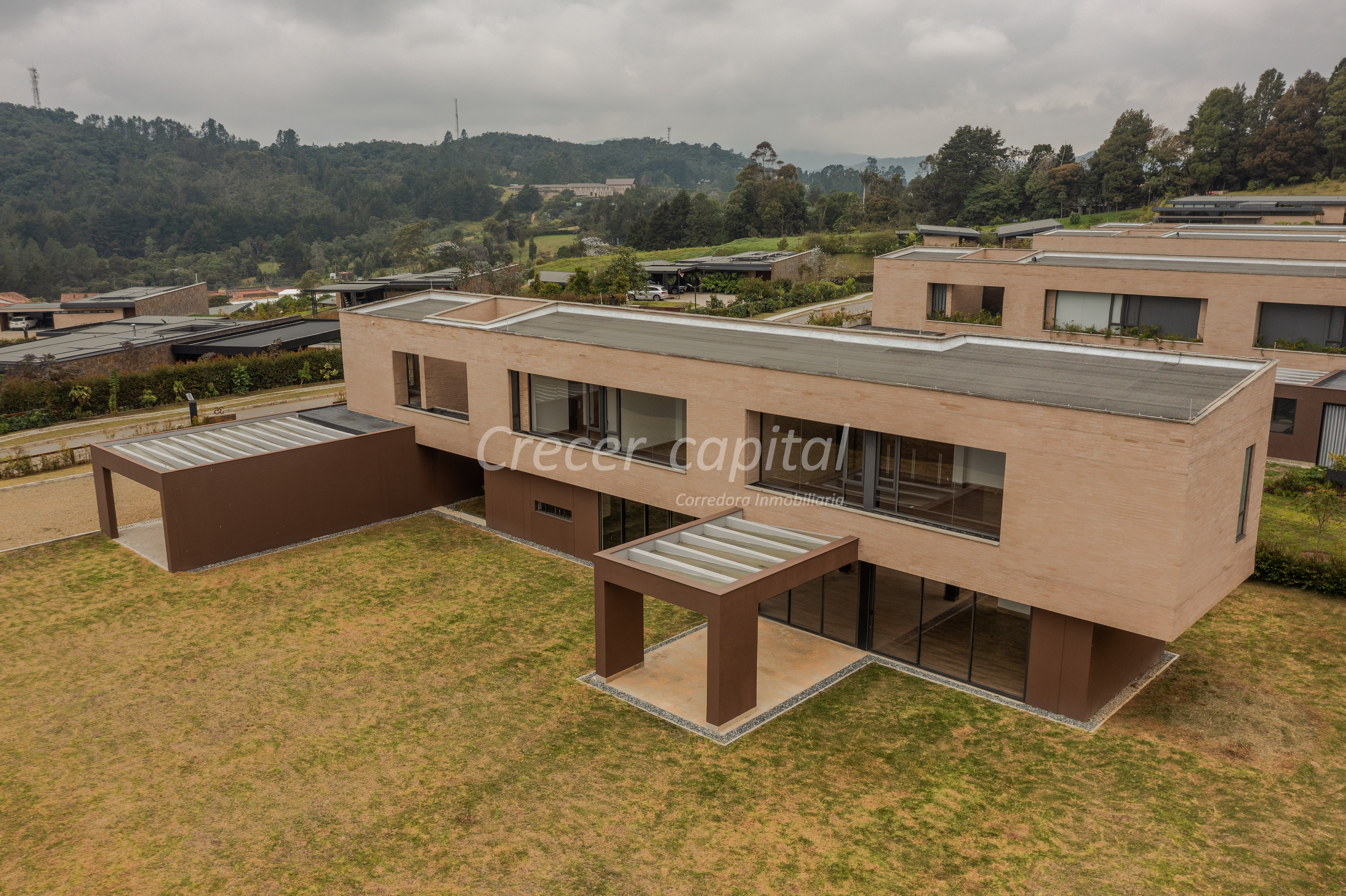 Casa de 3 alcobas en venta en Las Palmas, Envigado, 500 m² · foto 7 de 7