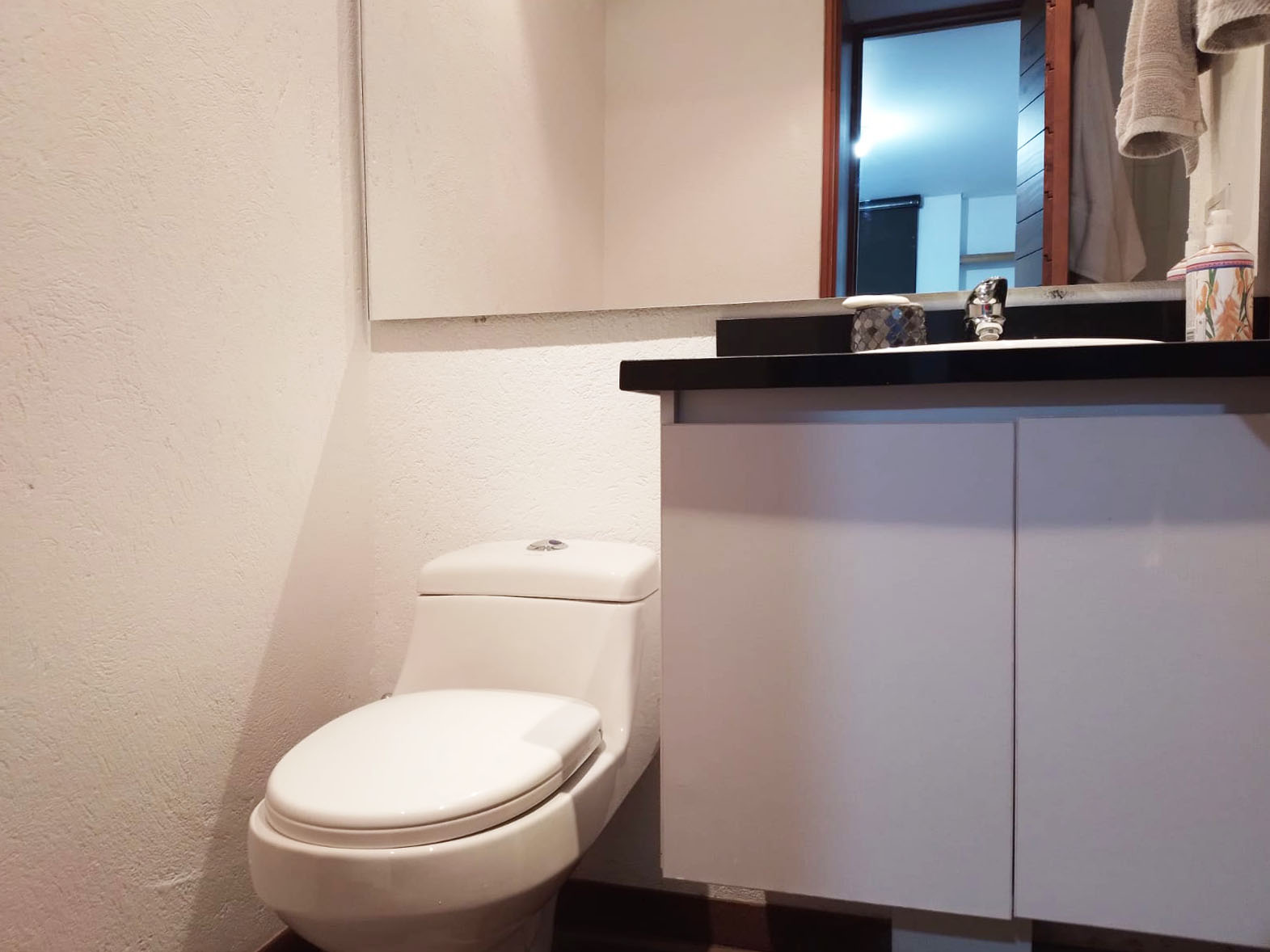 Apartamento de 2 alcobas en venta en Los Salados, El Retiro, 170 m² · foto 10 de 12