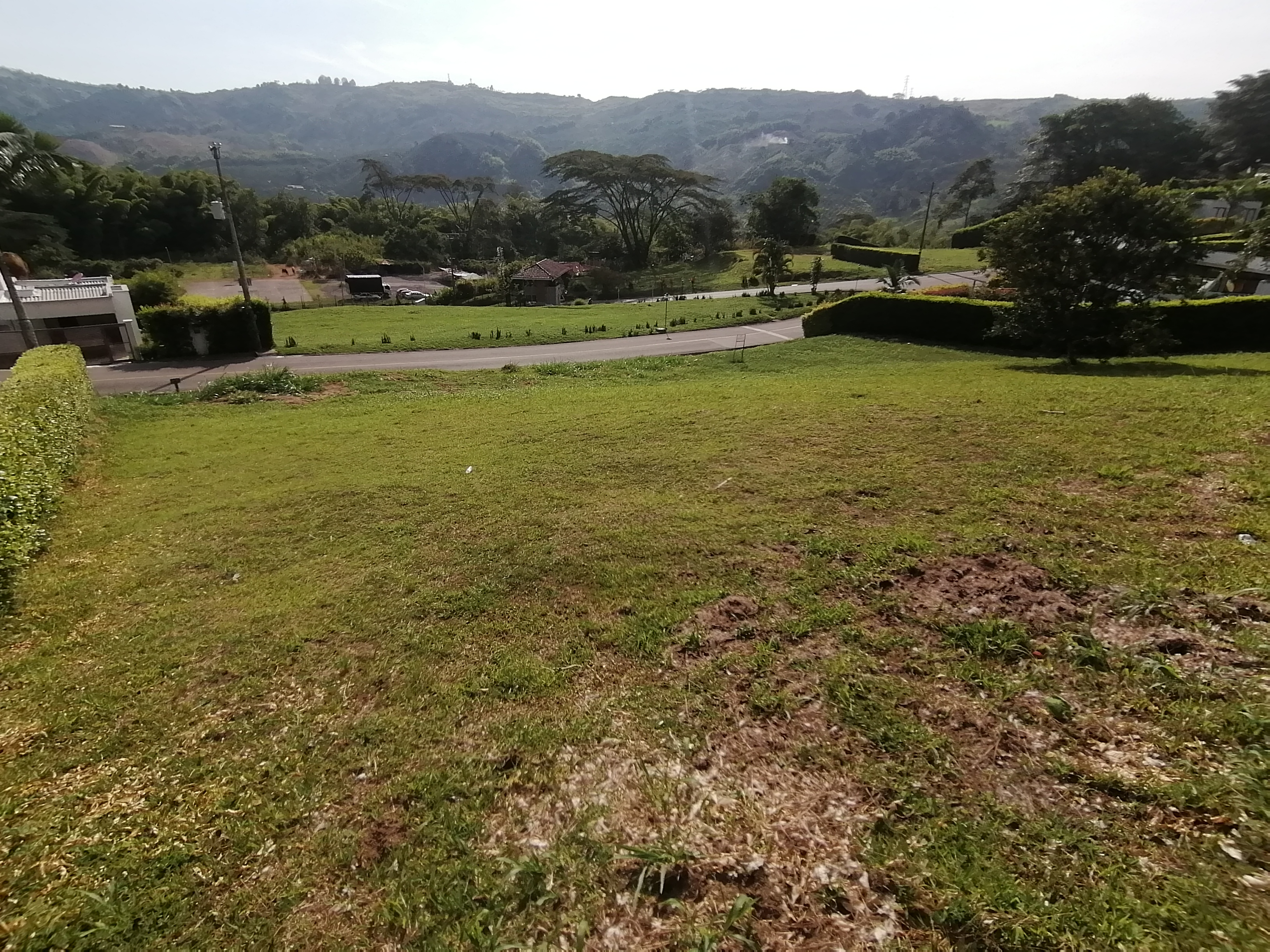 Lote en venta en El Rosario, Manizales, 1554 m² · foto 6 de 7