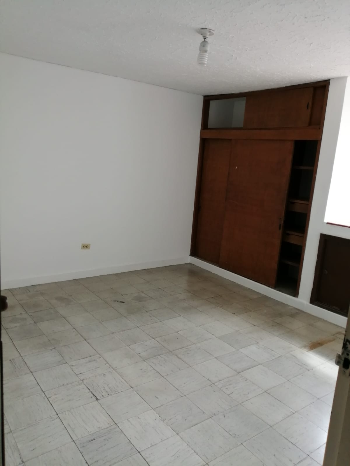 Casa de 5 alcobas en venta en San Vicente, Cali, 510 m² · foto 17 de 24