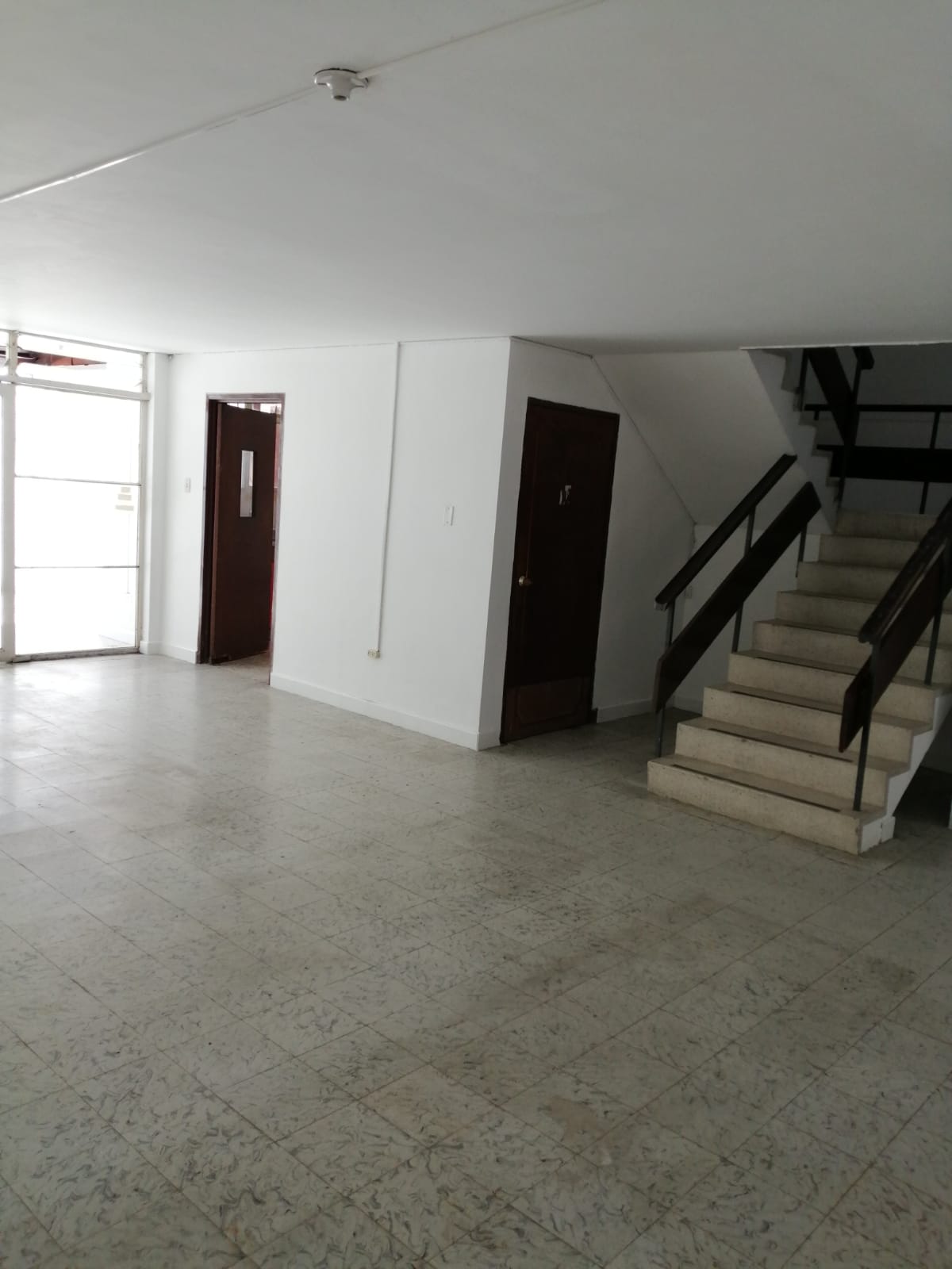 Casa de 5 alcobas en venta en San Vicente, Cali, 510 m² · foto 3 de 24
