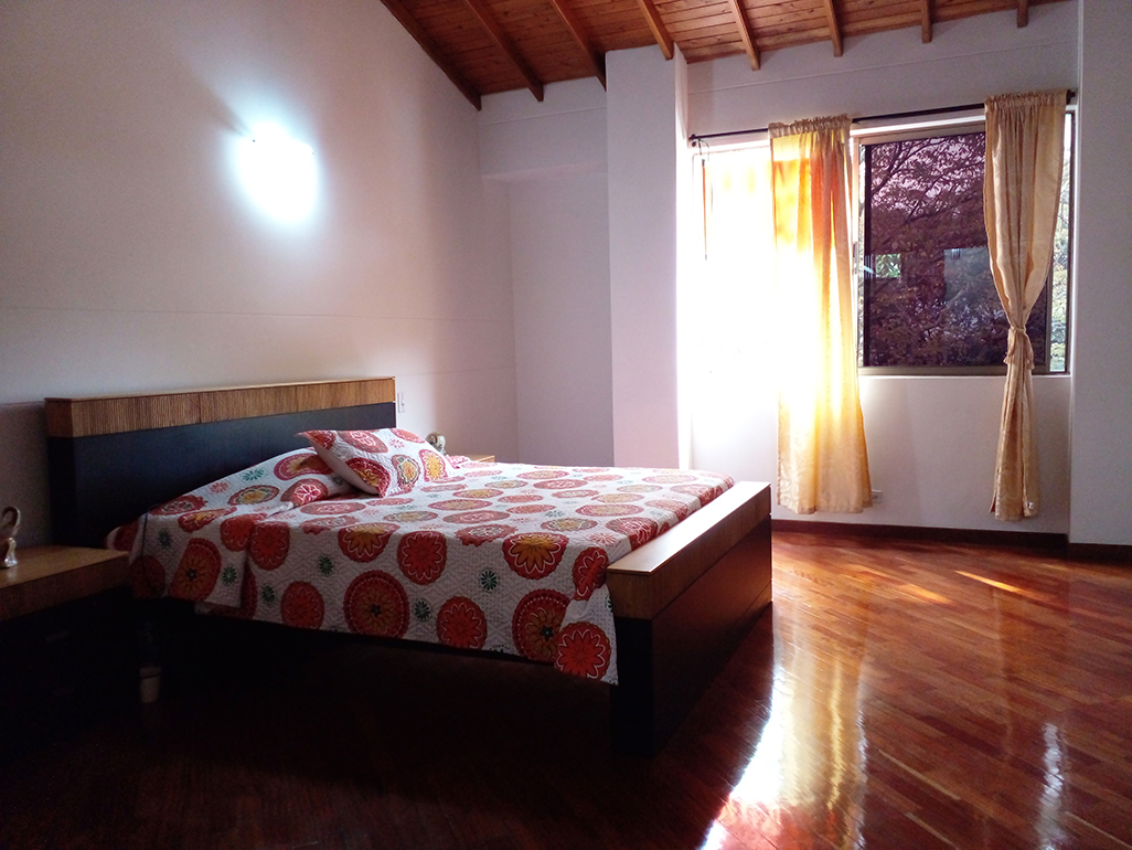 Casa de 3 alcobas en venta en Los Balsos, Medellín, 249 m² · foto 10 de 20