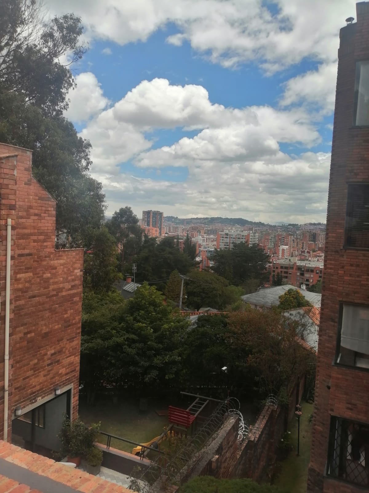 Apartamento de 3 alcobas en venta en Bosque De Pinos, Bogotá, 255 m² · foto 17 de 24