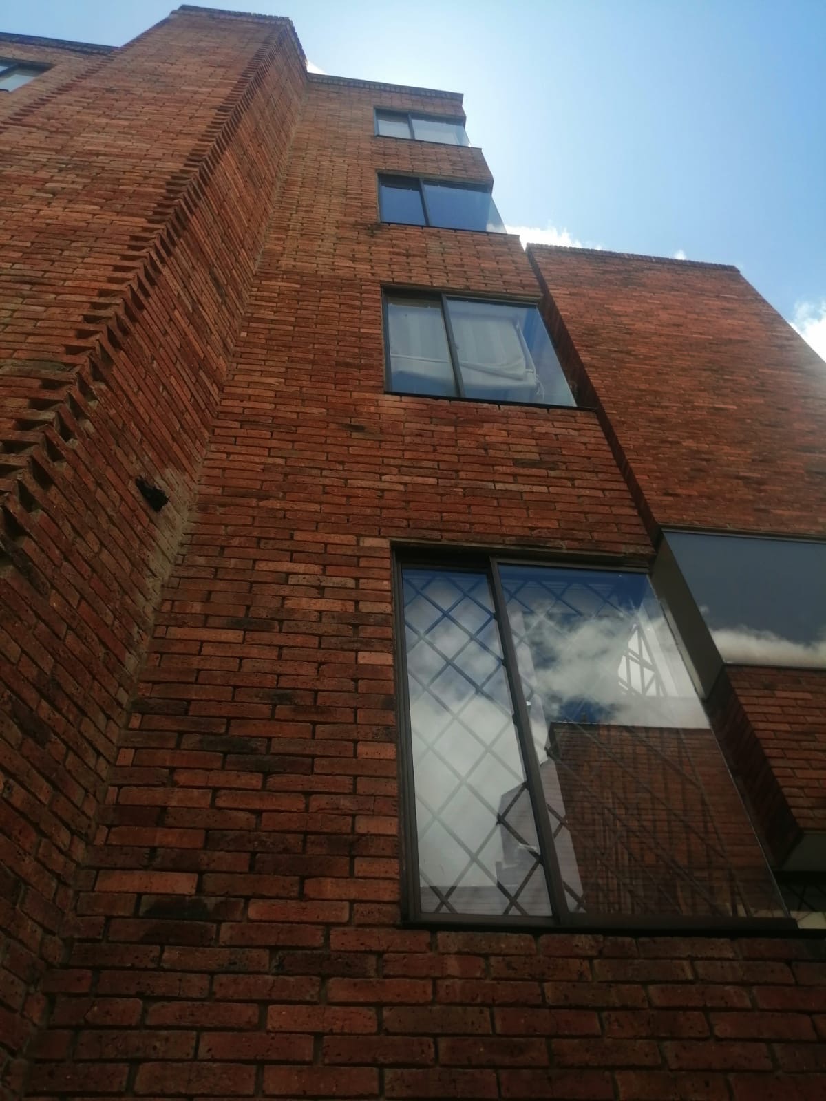 Apartamento de 3 alcobas en venta en Bosque De Pinos, Bogotá, 255 m² · foto 3 de 24