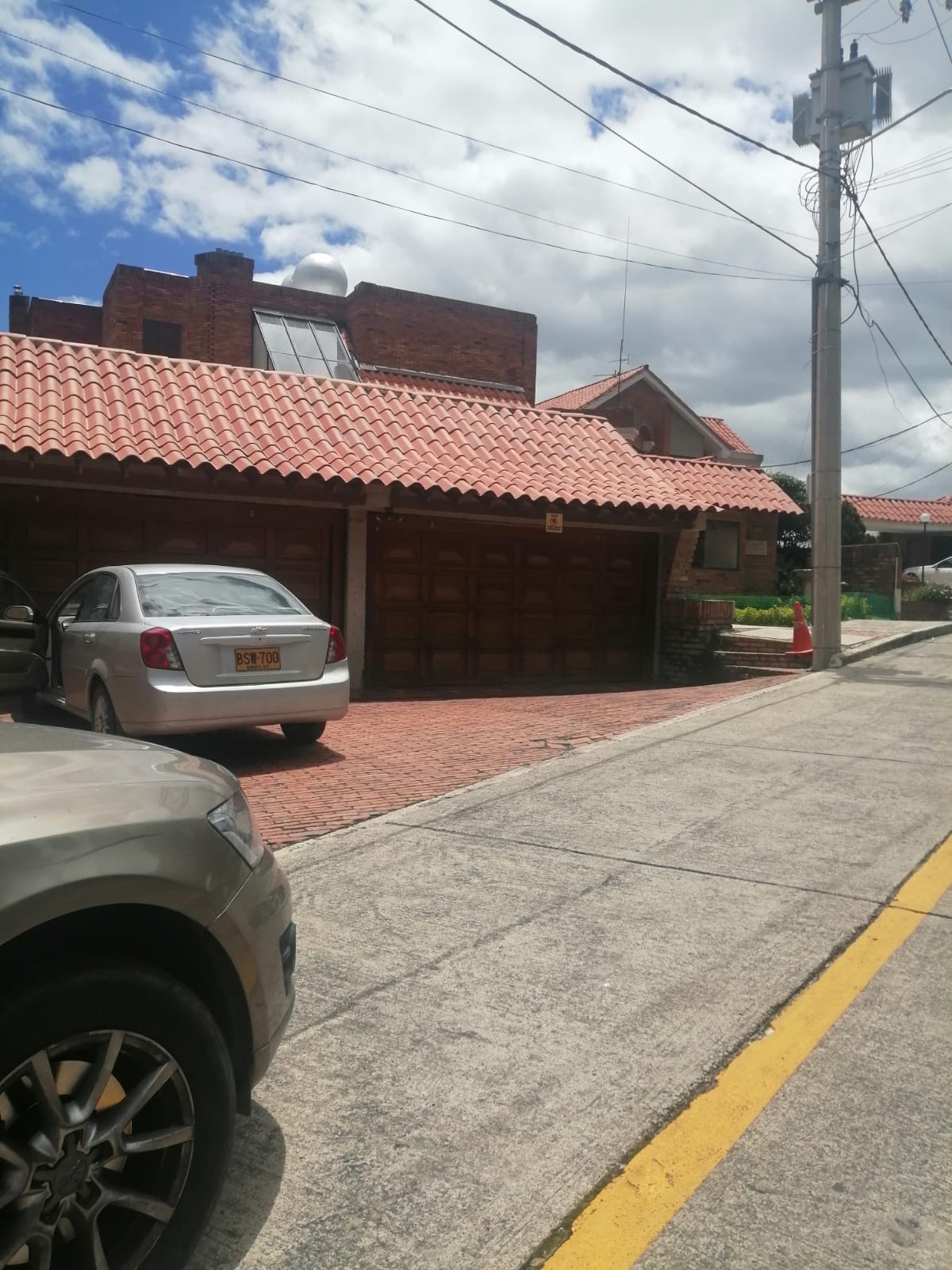 Apartamento de 3 alcobas en venta en Bosque De Pinos, Bogotá, 255 m² · foto 4 de 24