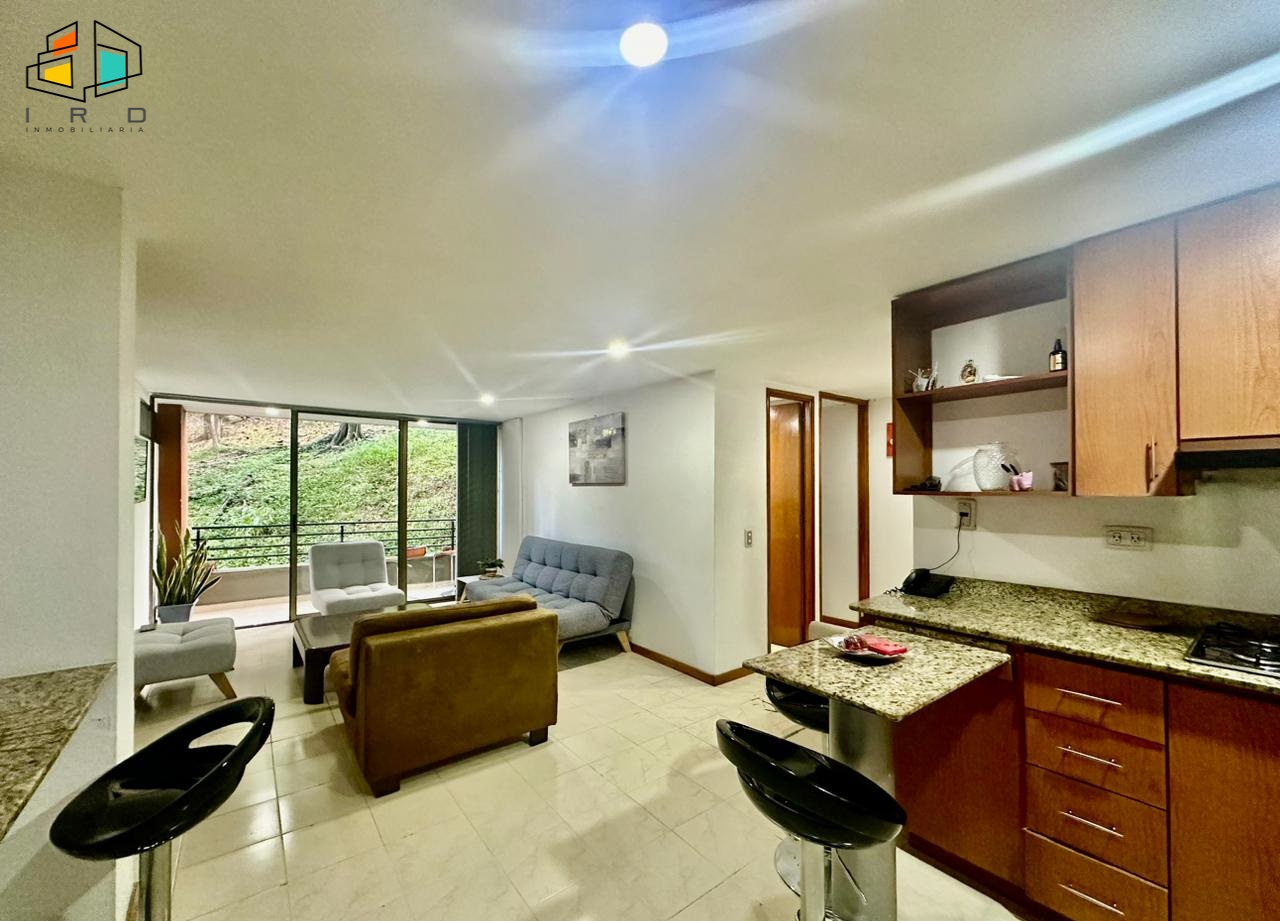 Apartamento en arriendo en Laureles, Medellín · foto 3 de 23