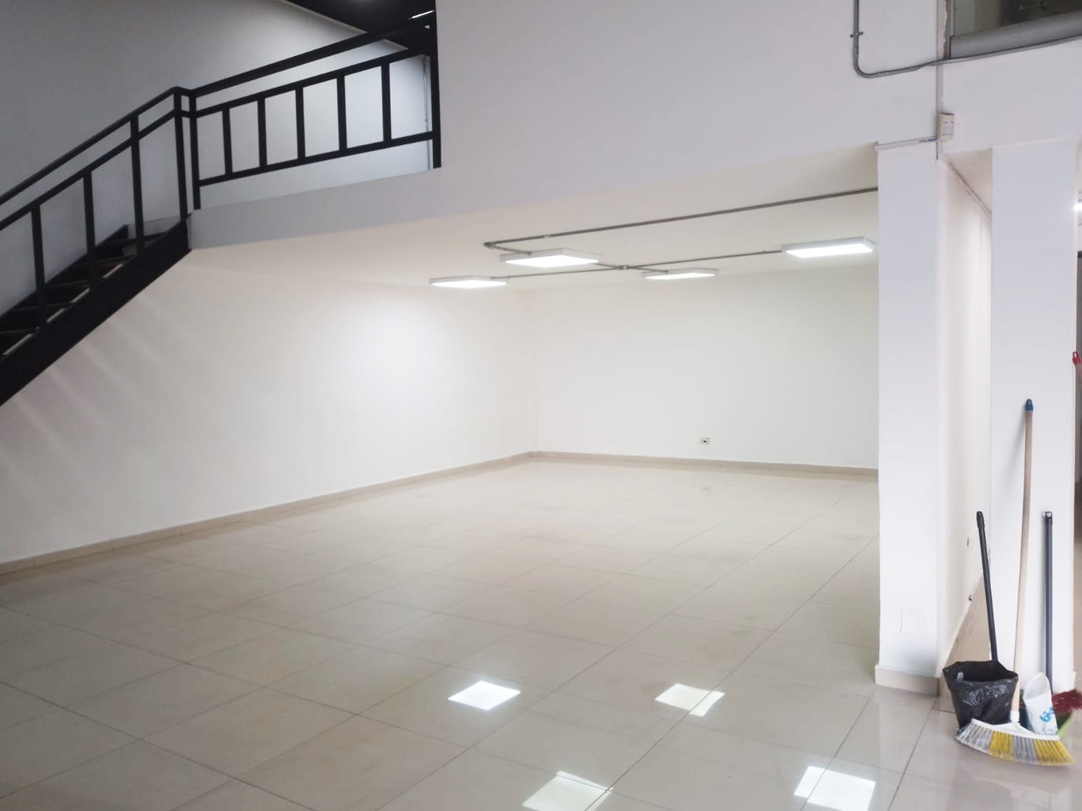 Local en arriendo en La Candelaria, Medellín, 260 m² · foto 4 de 19