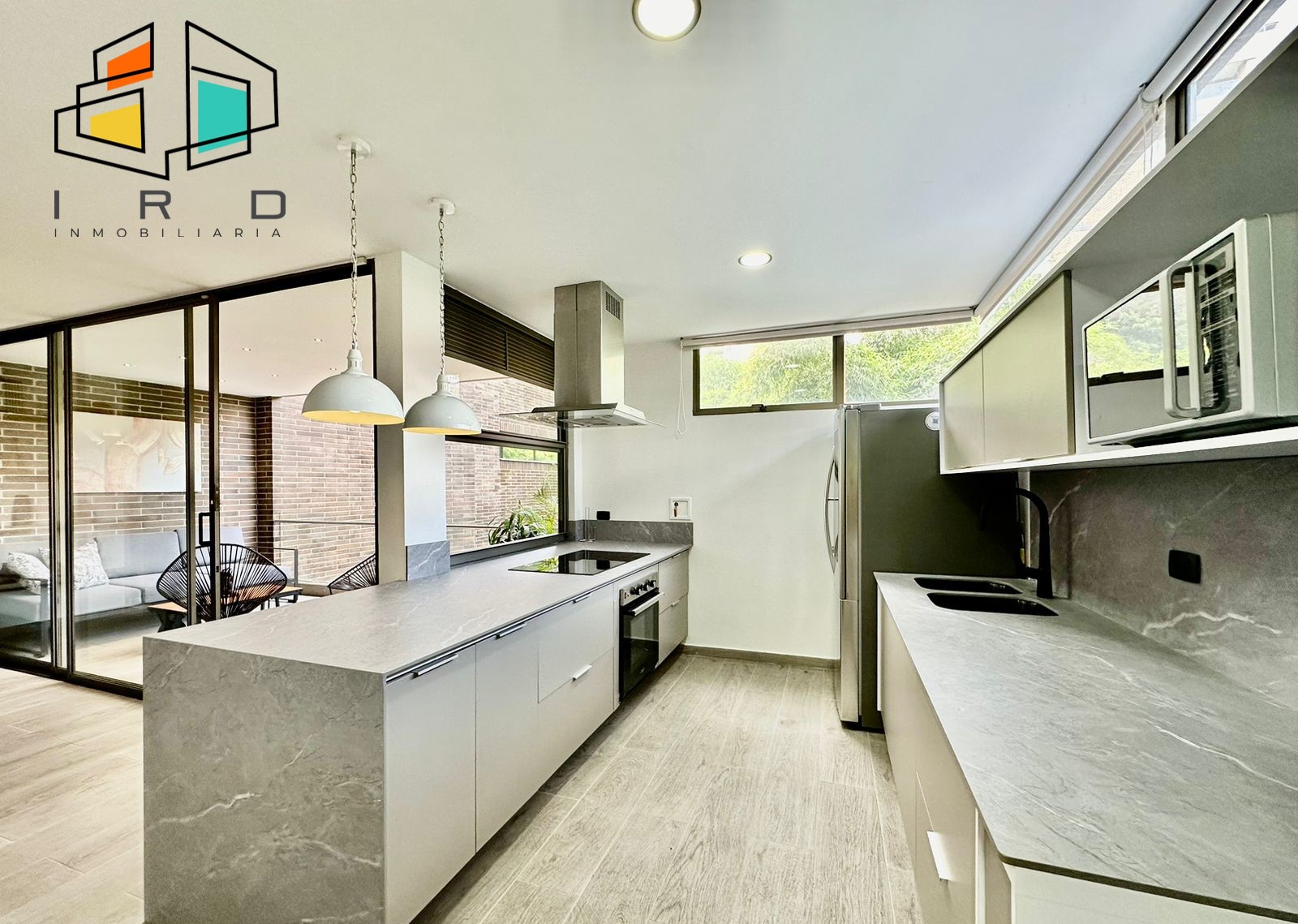 Apartamento en arriendo en El Tesoro, Medellín · foto 14 de 24