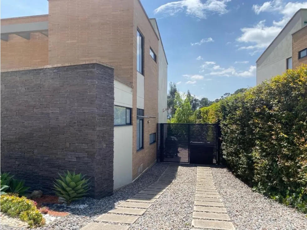 Casa en venta en Chuntame, Cajicá · foto 2 de 24