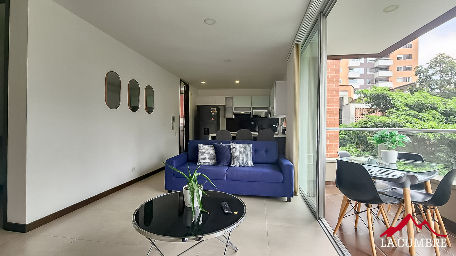 Apartamento de 3 alcobas en arriendo en Santa Maria De Los Angeles, Medellín, 120 m² · foto 3 de 10