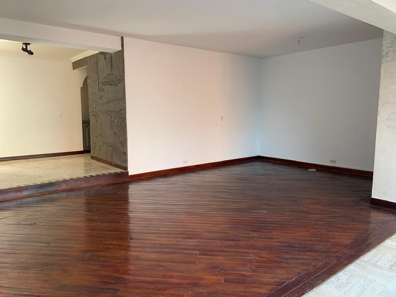 Apartamento en arriendo en La Florida, Medellín · foto 3 de 15