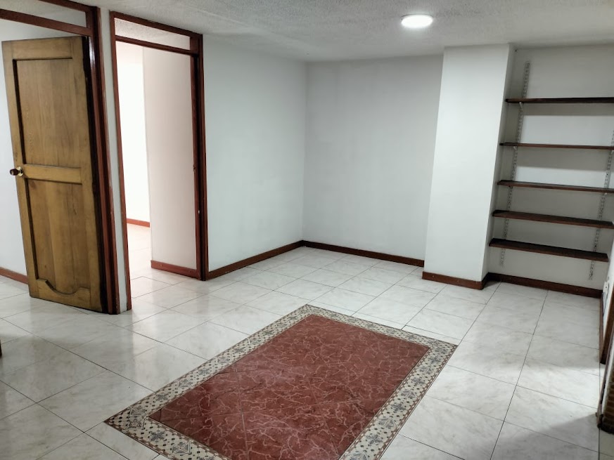 Apartamento en venta en La Macarena, Bogotá · foto 5 de 13