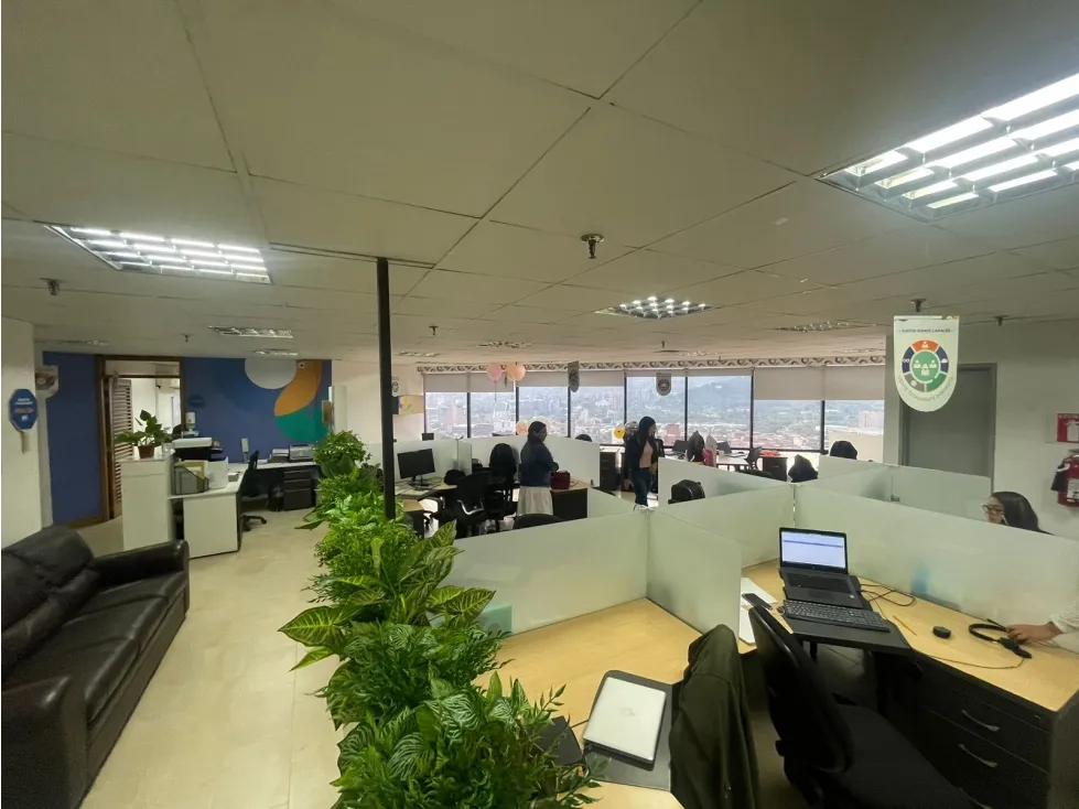 Oficina en venta en La Candelaria, Medellín, 138 m² · foto 18 de 24