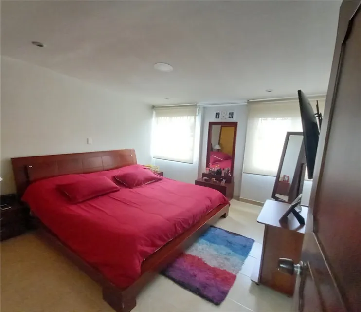 Casa en venta en La Isabela, Bogotá · foto 8 de 20