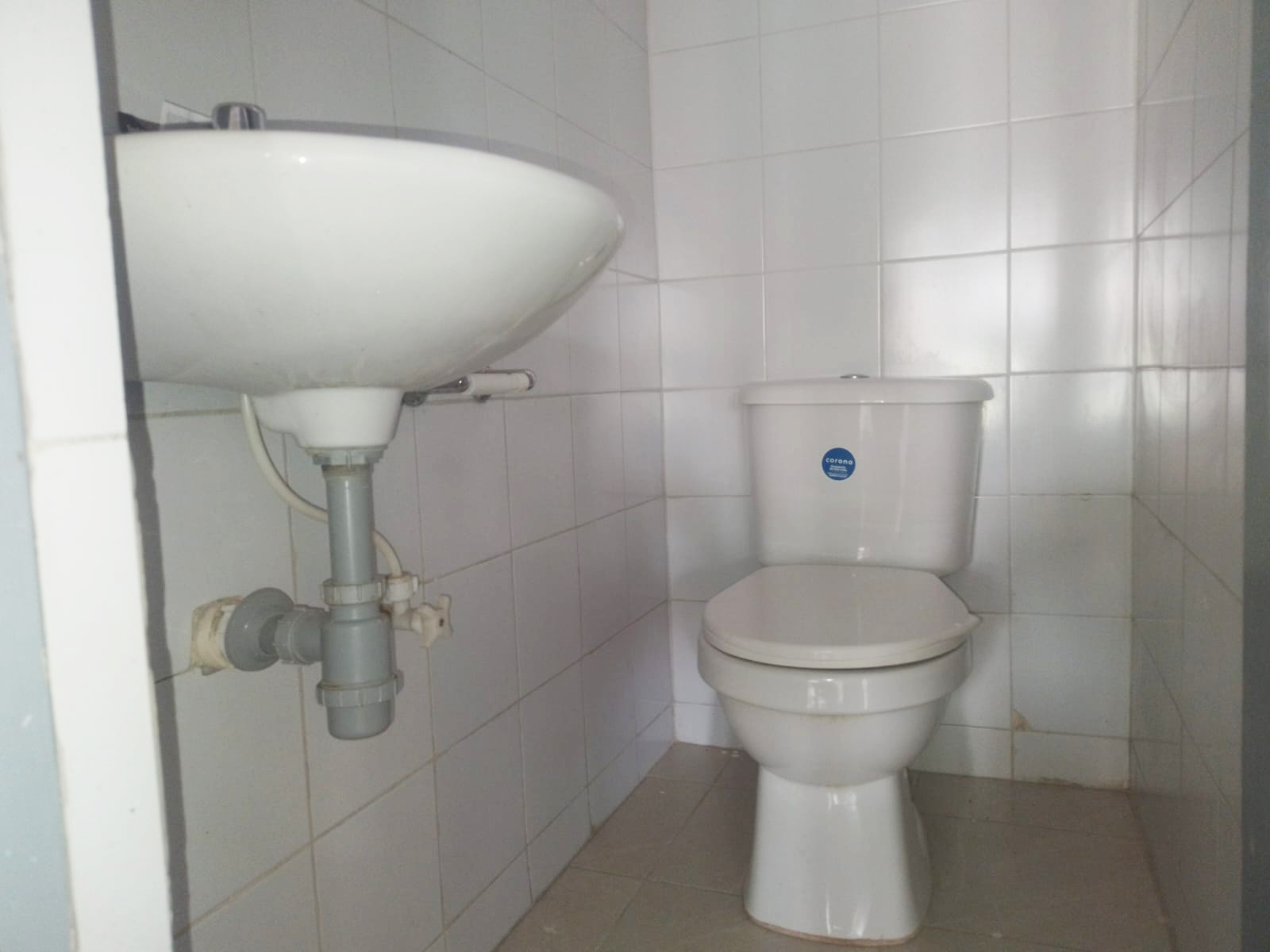 Bodega en arriendo en Cristo Rey, Medellín, 200 m² · foto 11 de 17