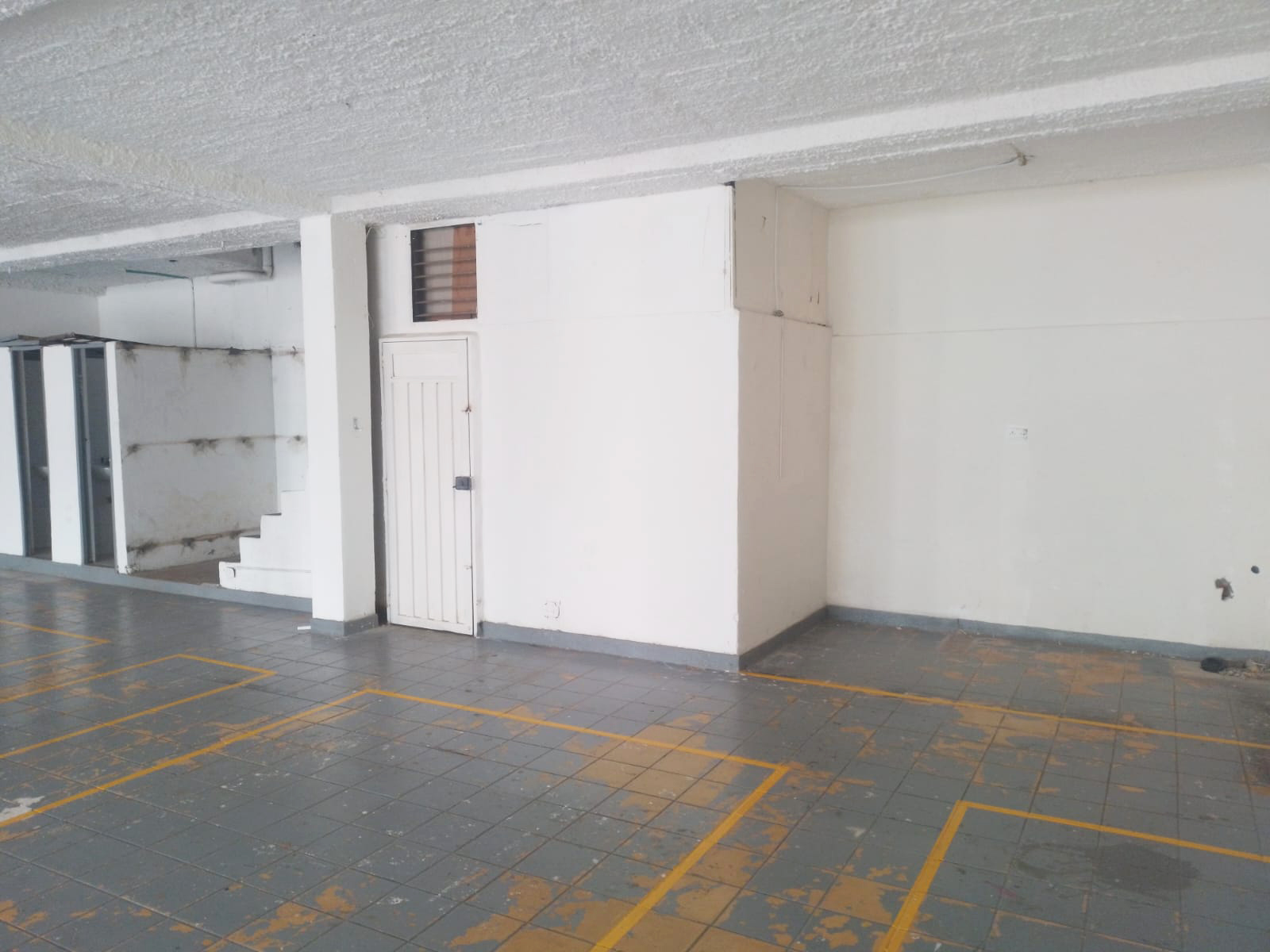 Bodega en arriendo en Cristo Rey, Medellín, 200 m² · foto 14 de 17