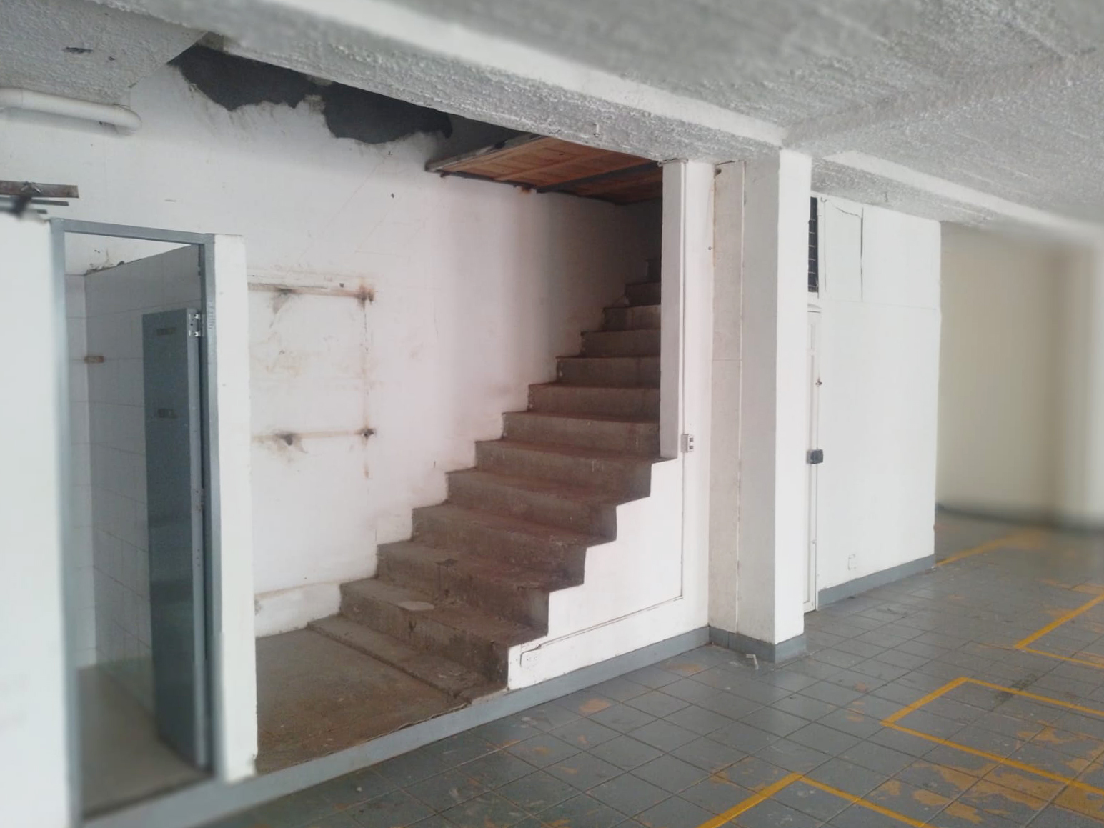 Bodega en arriendo en Cristo Rey, Medellín, 200 m² · foto 9 de 17